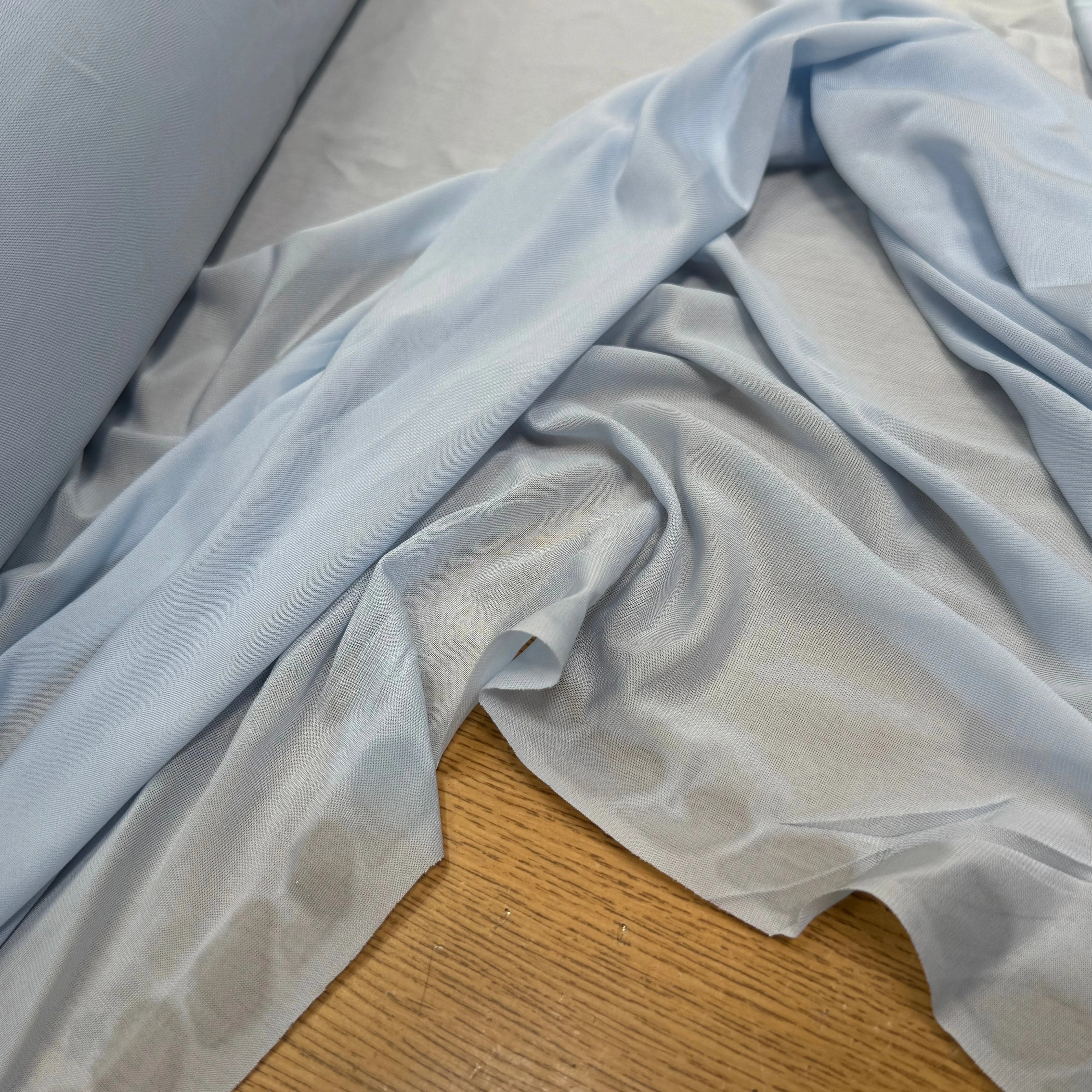 JERSEY VISCOSE FLUIDE ULTRA STRETCH BLEU CIEL - My Little Coupon