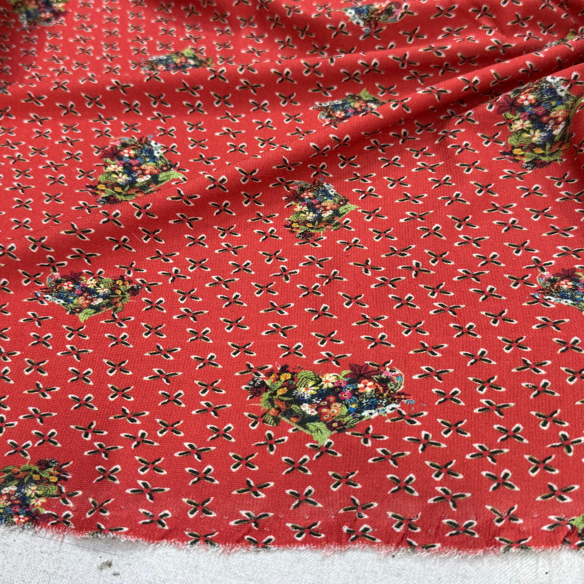 JERSEY VISCOSE KIRA IMPRIMÉ FLEURIS - My Little Coupon
