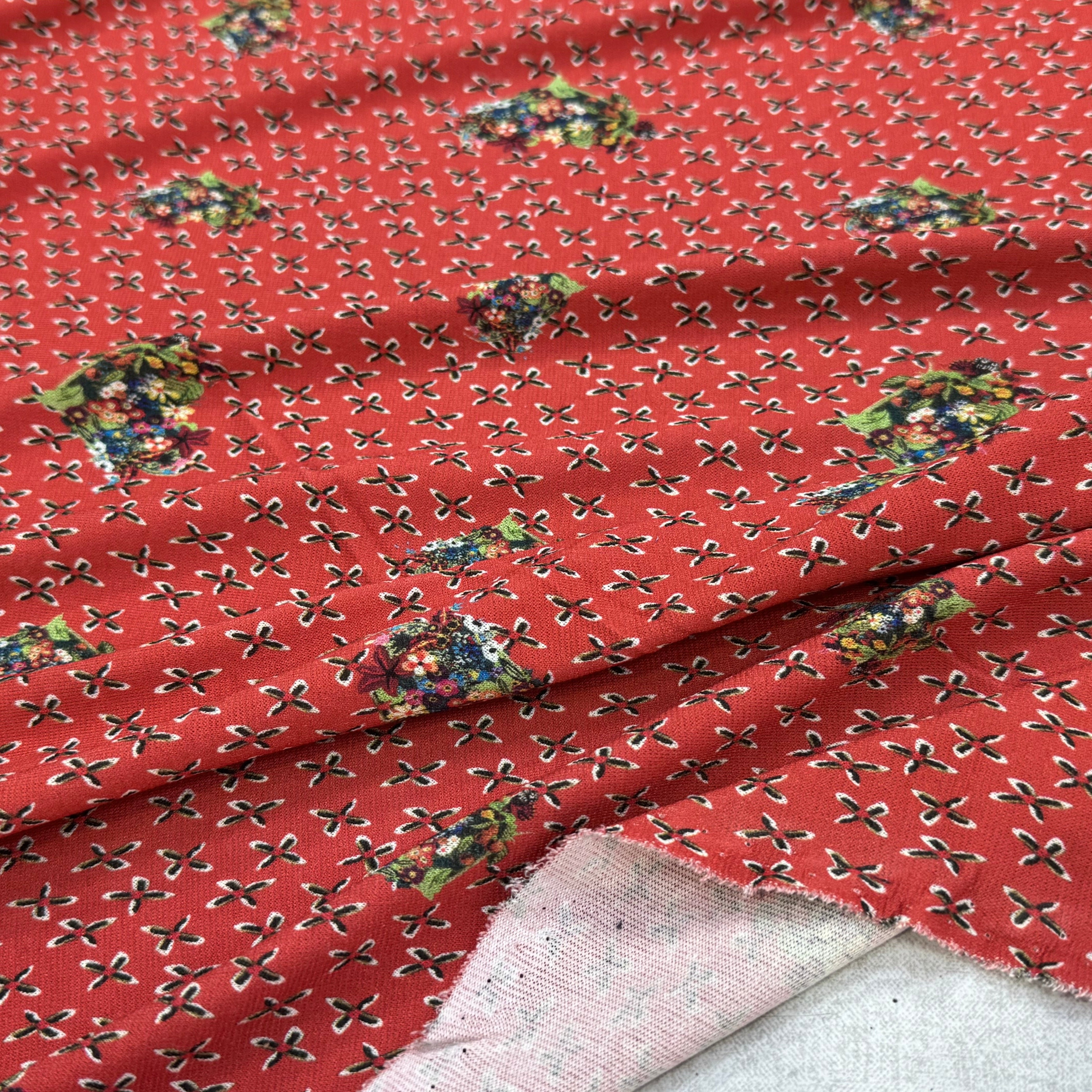 JERSEY VISCOSE KIRA IMPRIMÉ FLEURIS - My Little Coupon