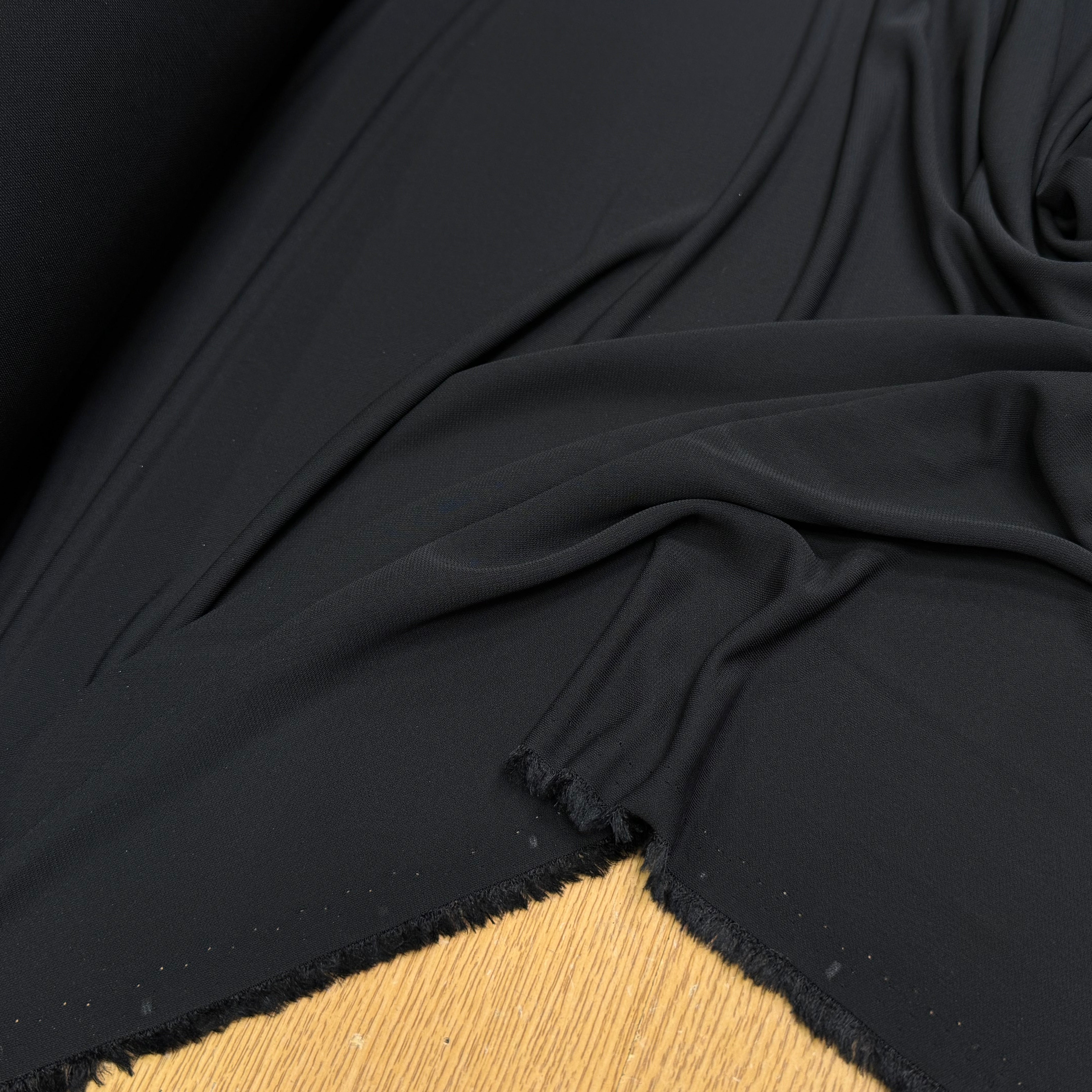 JERSEY VISCOSE ULTRA STRETCH NOIR 68% VISCOSE - My Little Coupon
