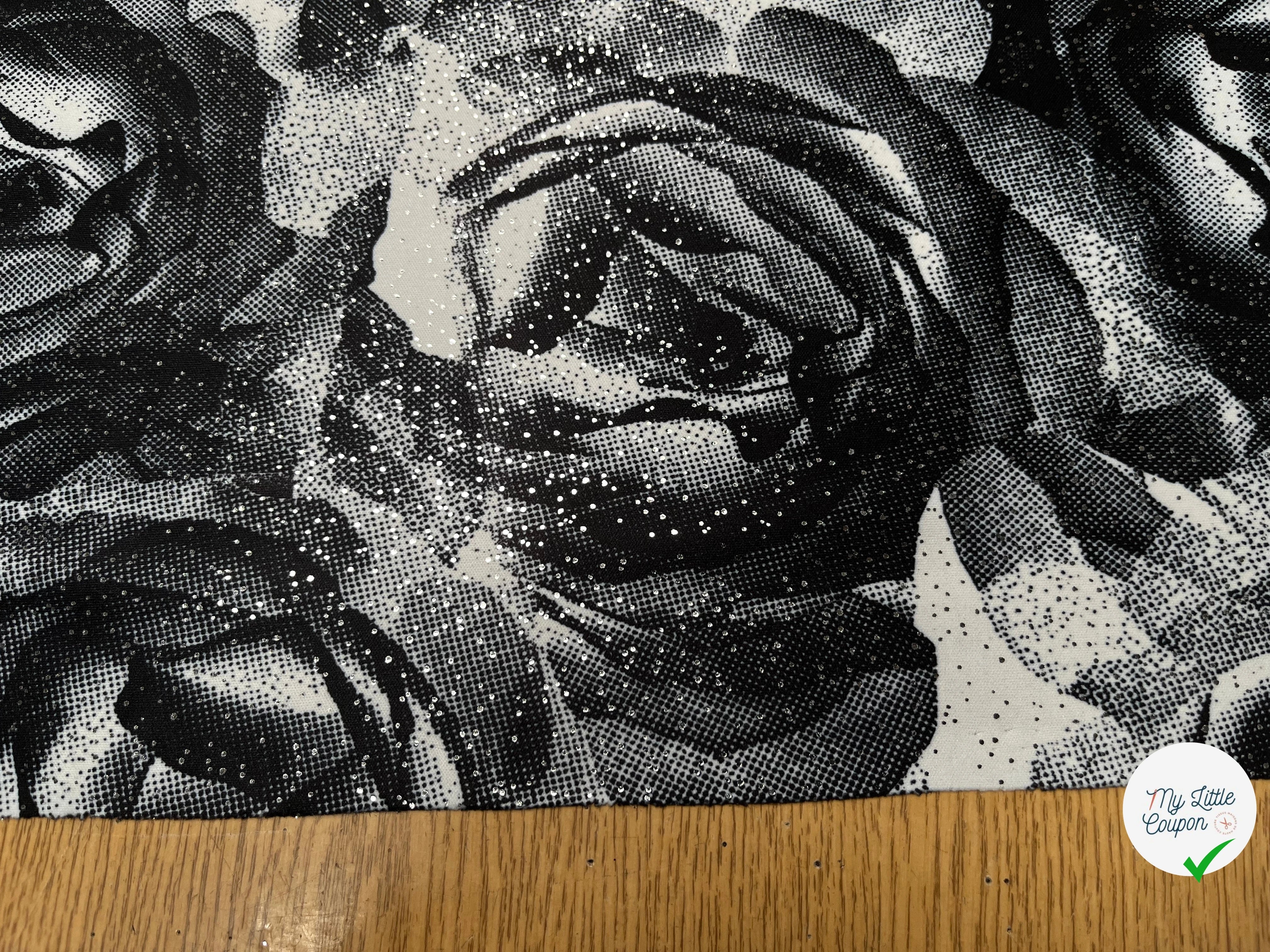 JESRSEY FLUIDE IMPRIMÉ GROSSES FLEURS BLANC&NOIR AVEC BRILLANTINE ARGENTÉ - My Little Coupon