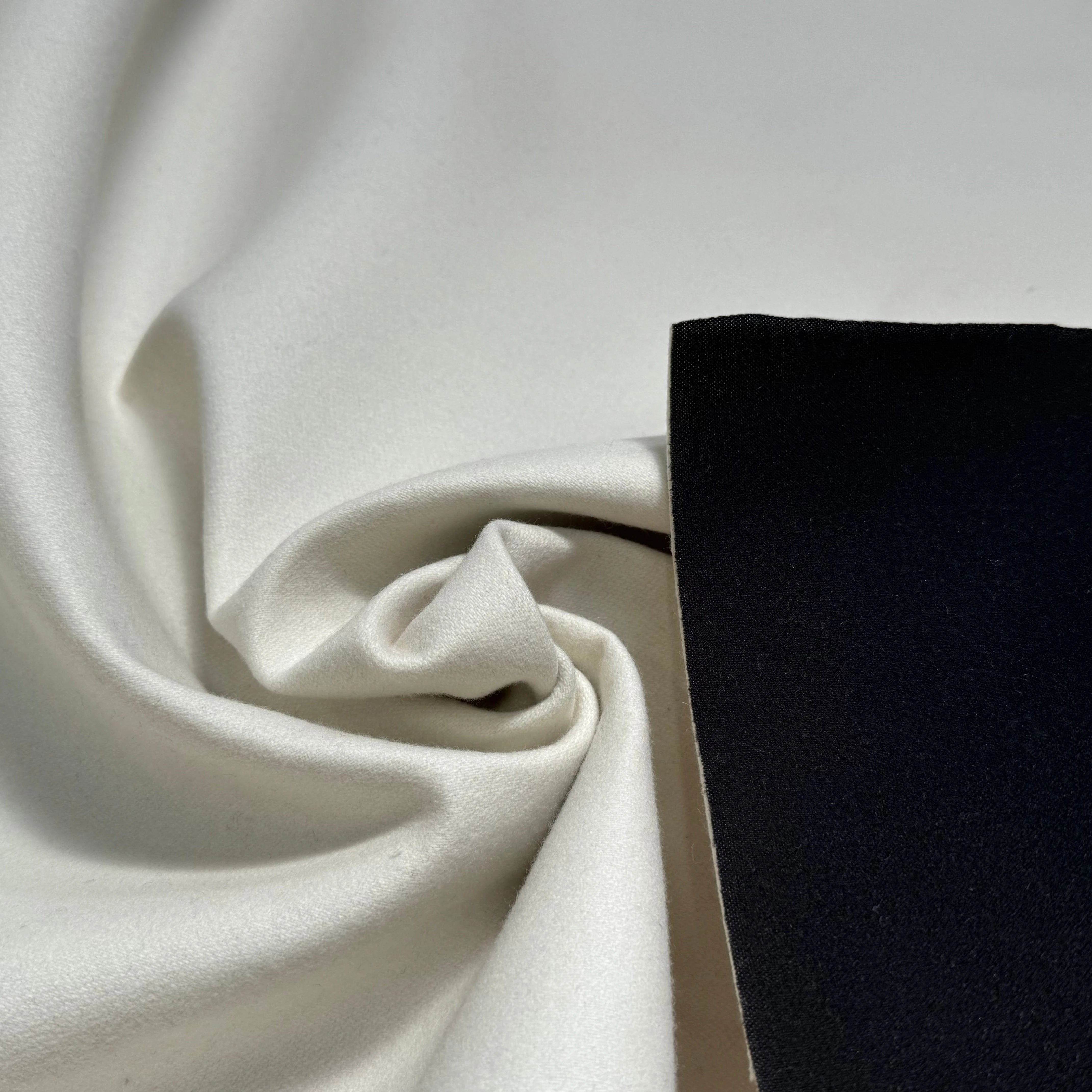 LAINAGE CABAN CONTRECOLLÉ BLANC HERITAGE & NOIR ULTRA BEAU - My Little Coupon