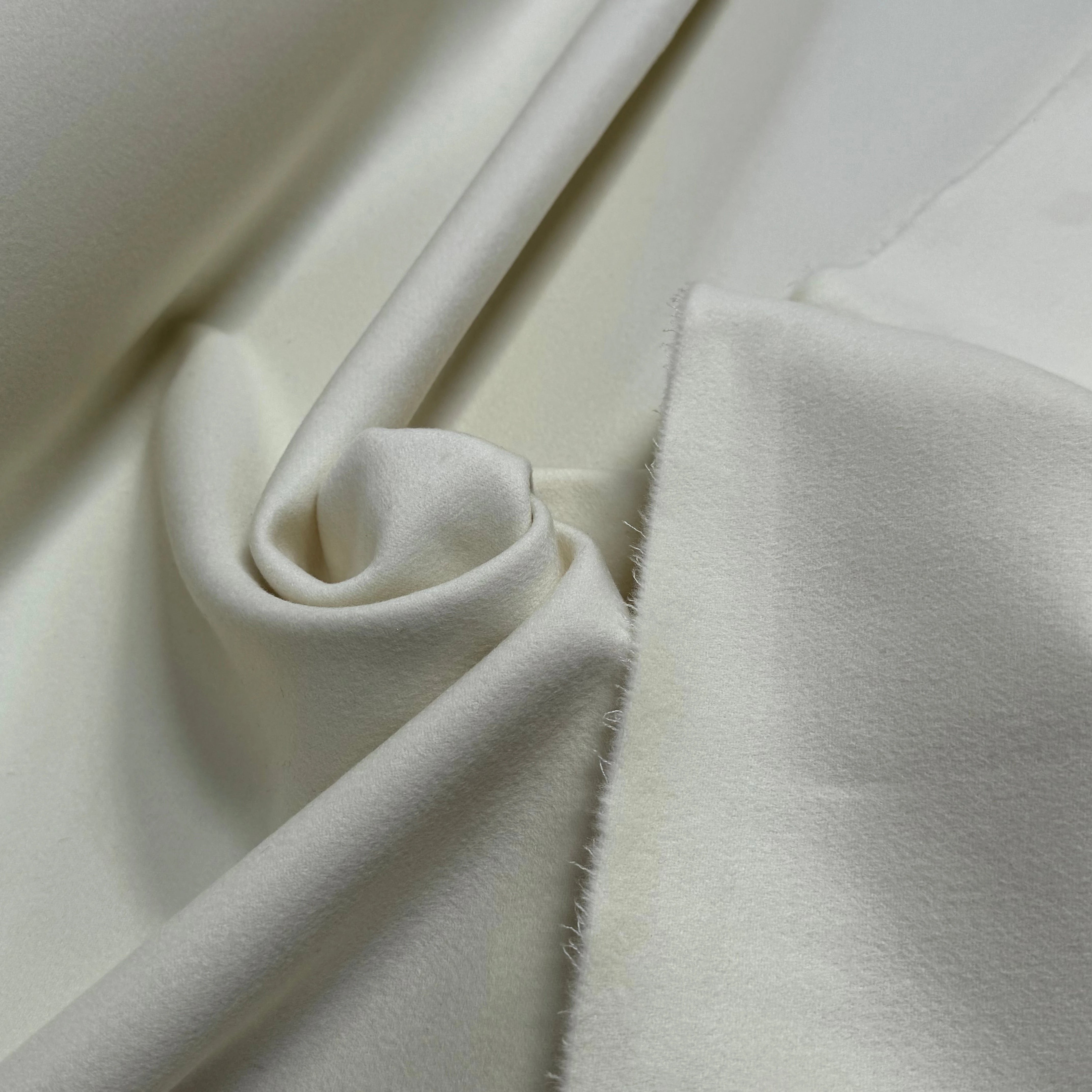 LAINAGE CABAN DOUX ULTRA BEAU BLANC CASSÉ - My Little Coupon