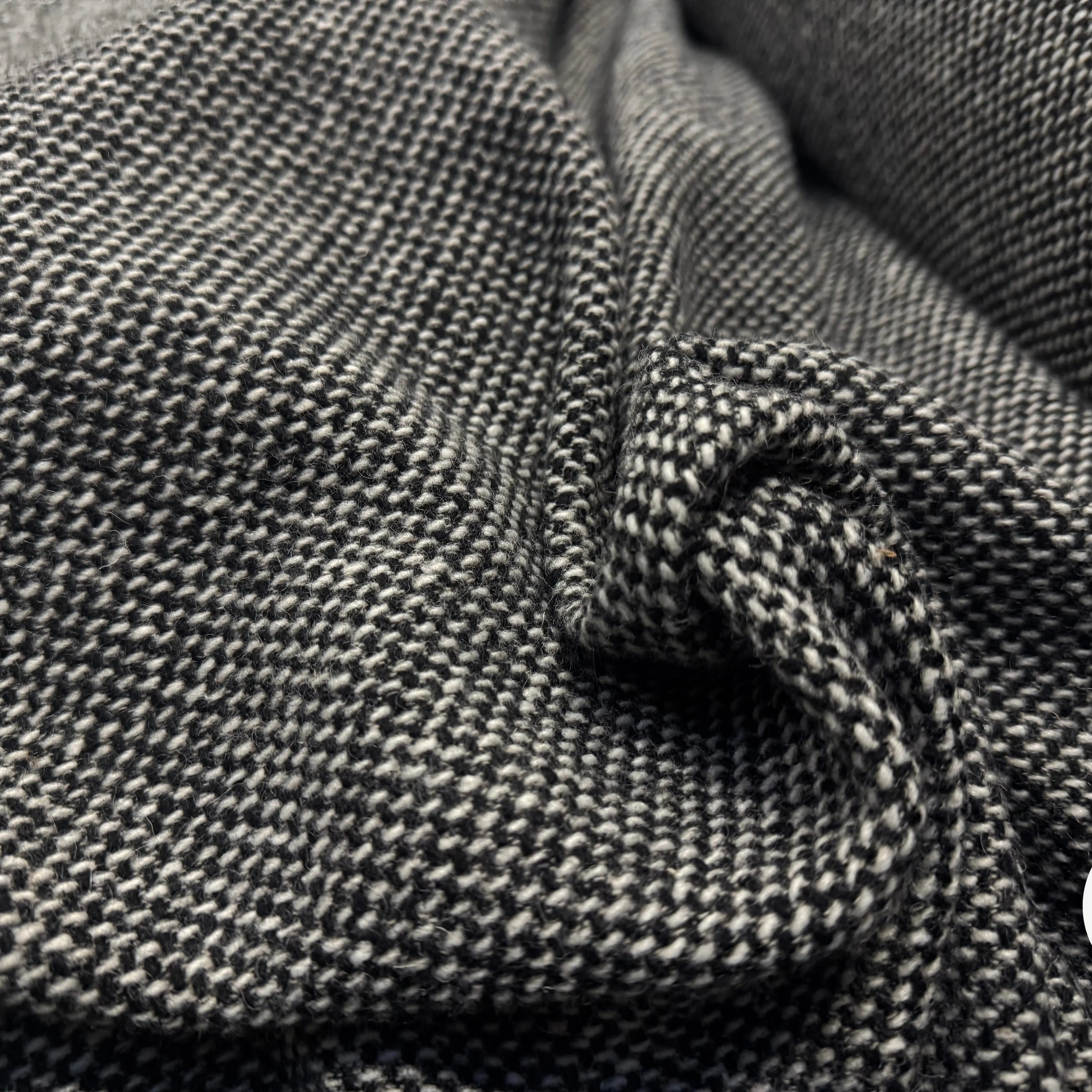 LAINAGE CANEVAS NOIR ET BLANC 100%LAINE - My Little Coupon