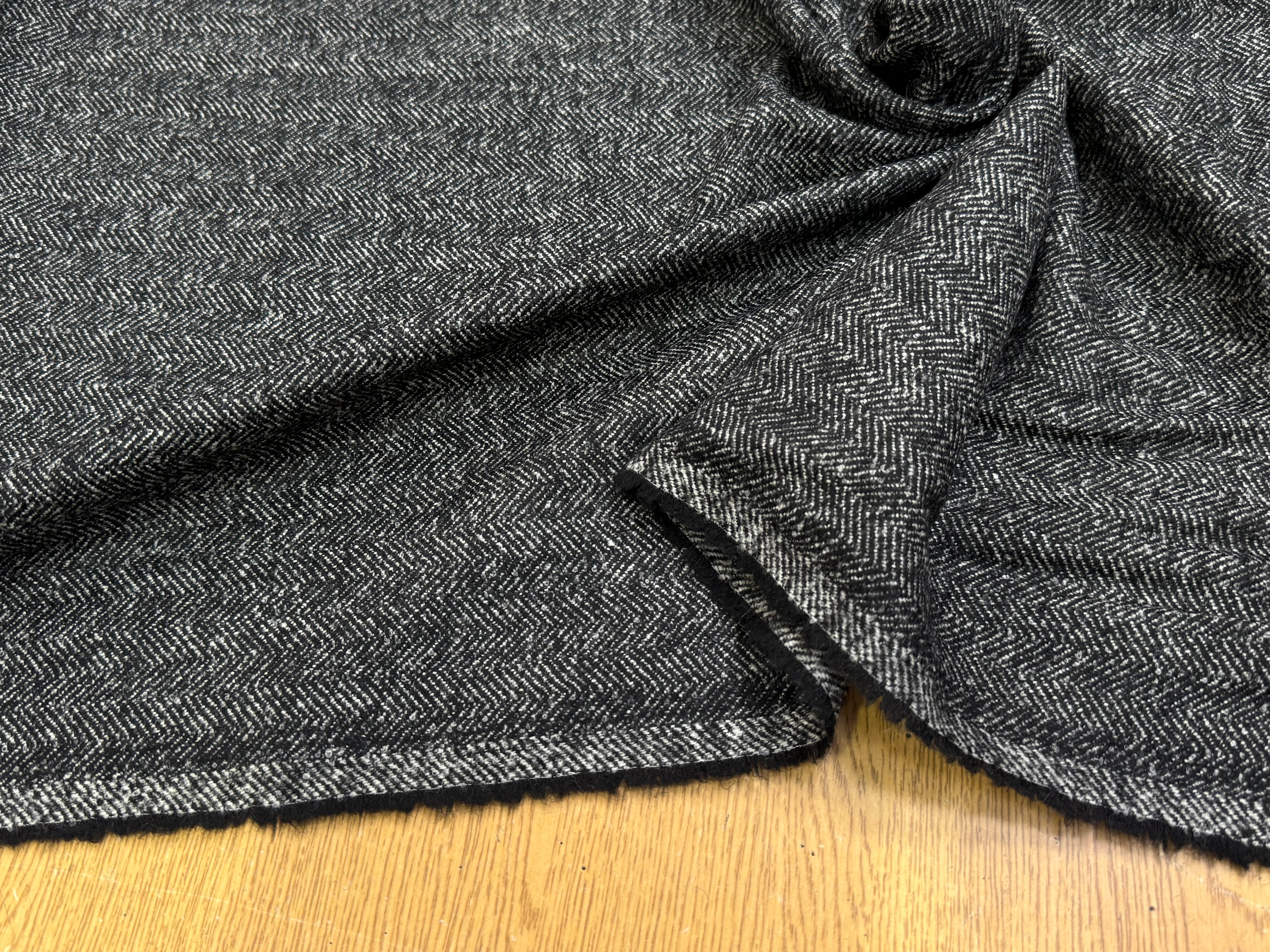 DRAPERIE CHEVRON DE LAINE GRIS CHINÉ TOUCHER DOUX - My Little Coupon