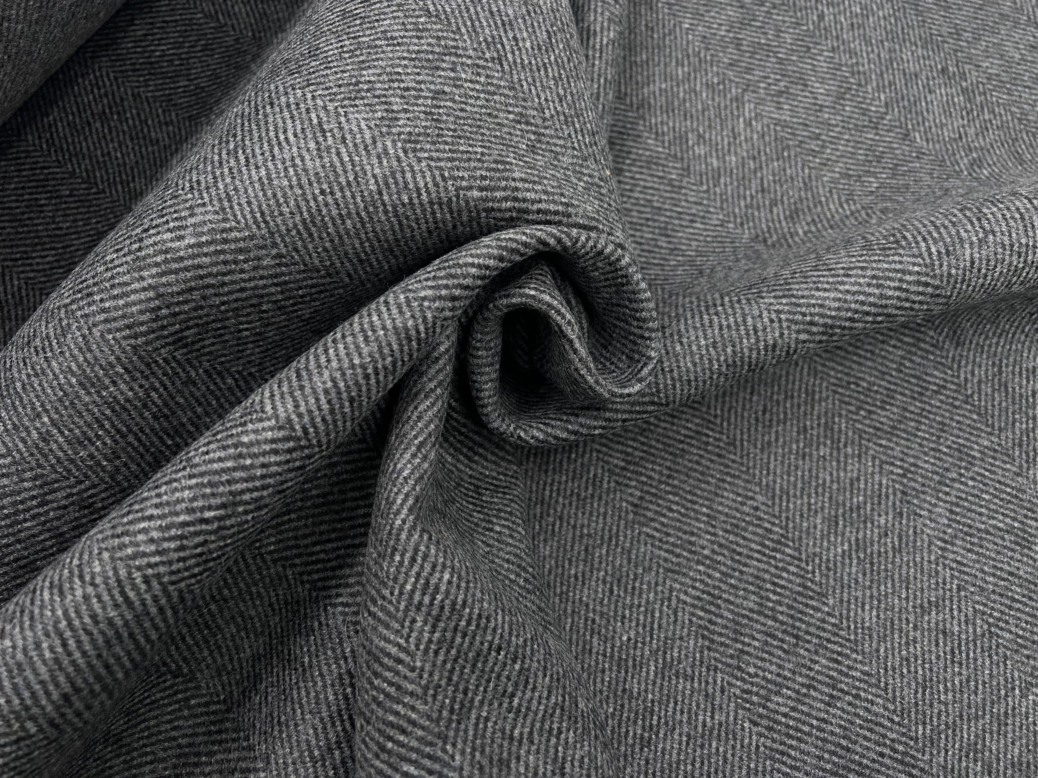 LAINAGE CHEVRON LOURD GRIS ET NOIR MSO