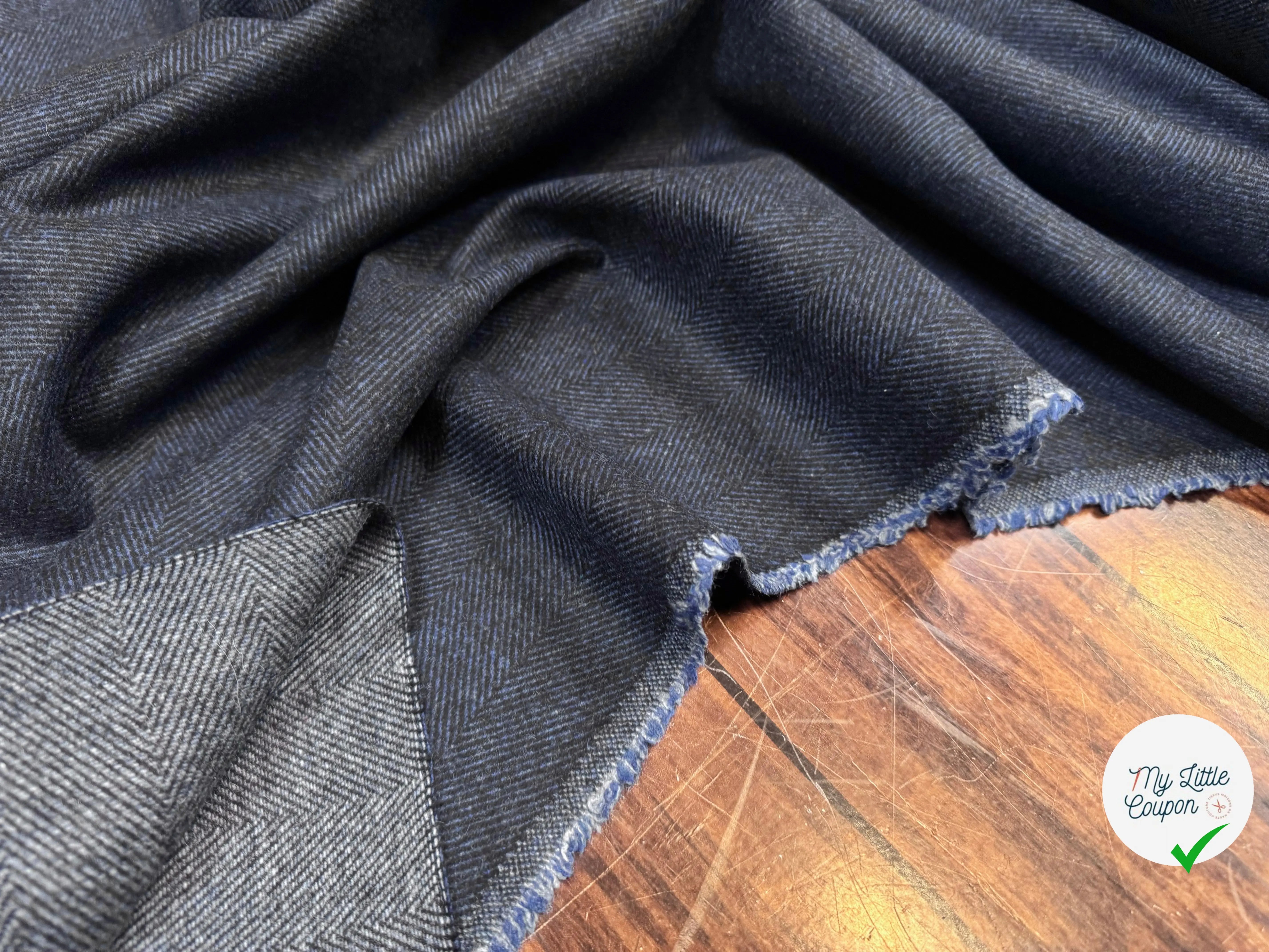 LAINAGE CHEVRON SUBLIMISSIME RÉVERSIBLE D’UN BLEU SUPERBE - My Little Coupon