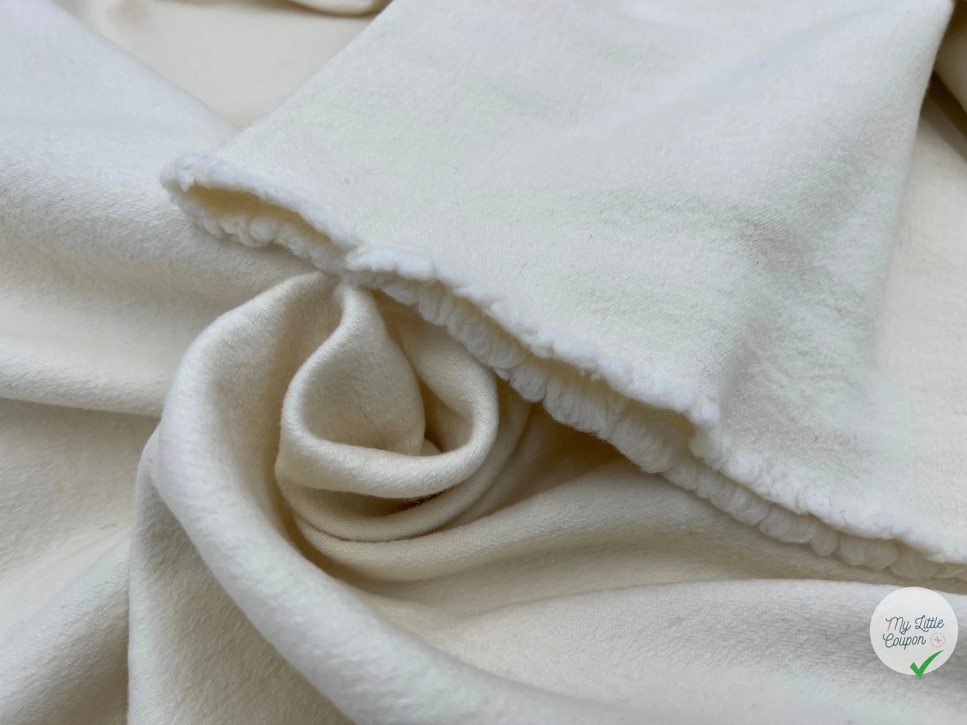 LAINAGE COQUILLE D'OEUF ASPECT BOUILLIE - coupon de tissu de 3 mĂštres - My Little Coupon - tissu - coudre