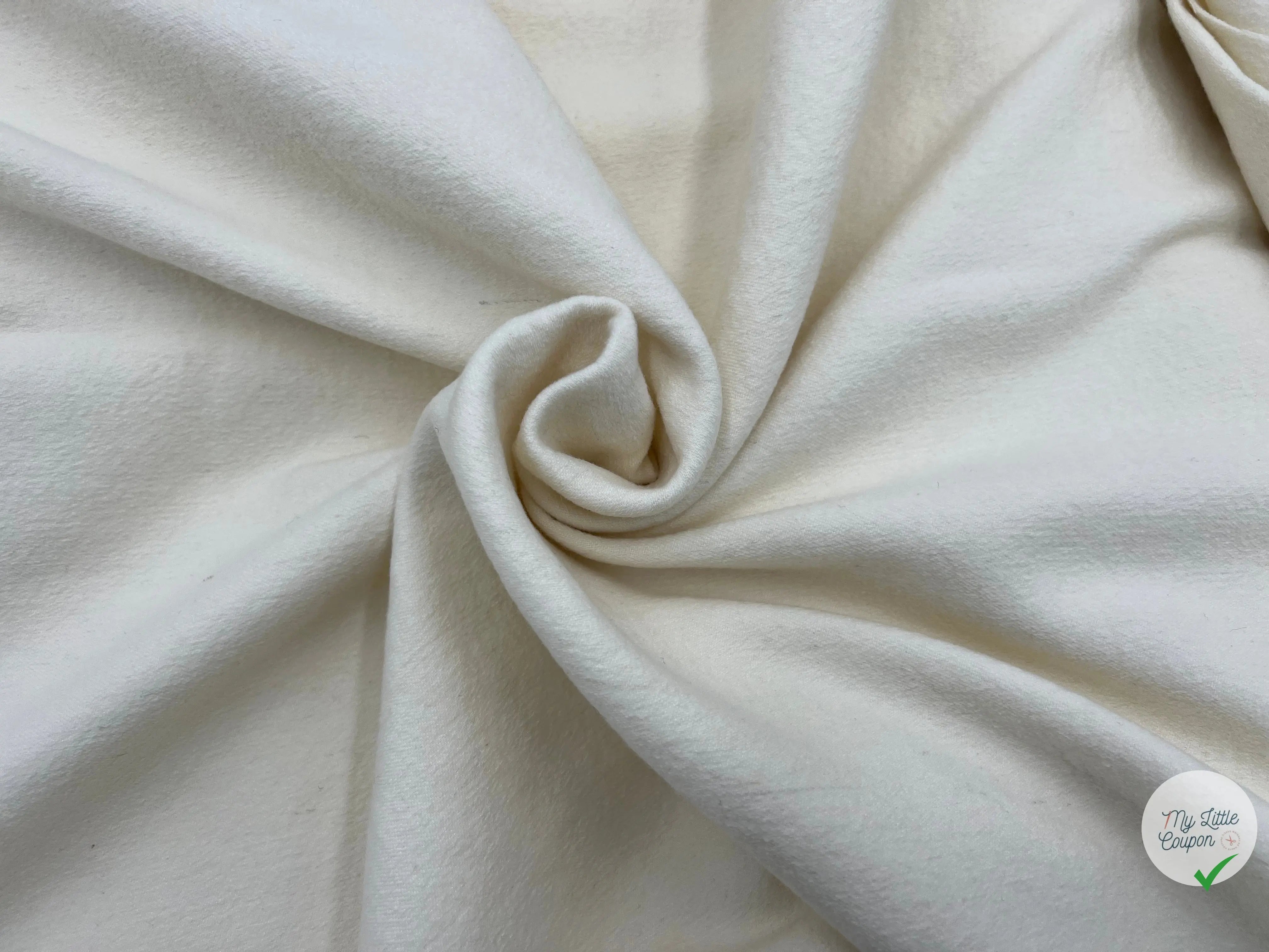 LAINAGE COQUILLE D'OEUF ASPECT BOUILLIE - coupon de tissu de 3 mĂštres - My Little Coupon - tissu - coudre