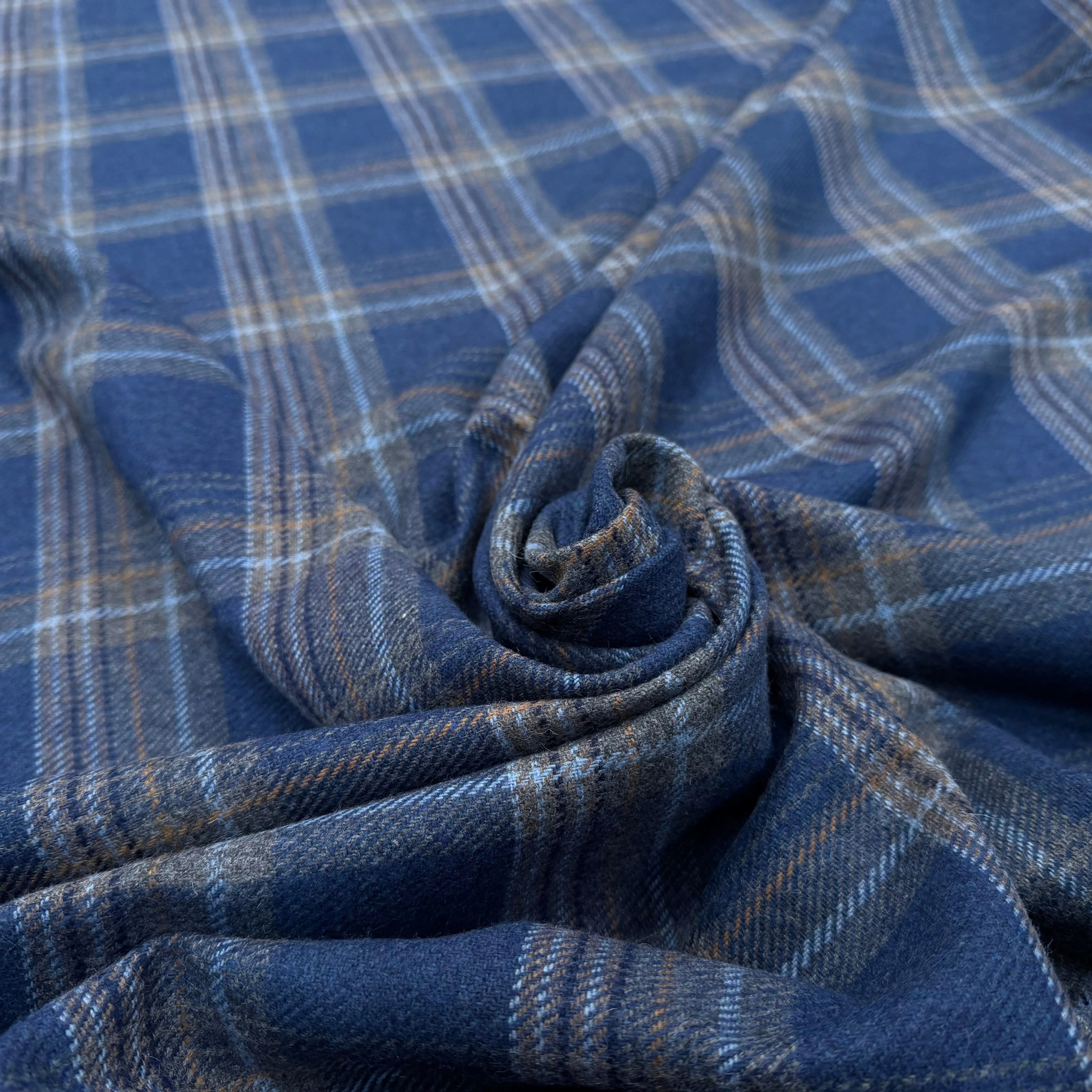 LAINAGE ECOSSAIS BLEU CARREAUX GRIS - My Little Coupon