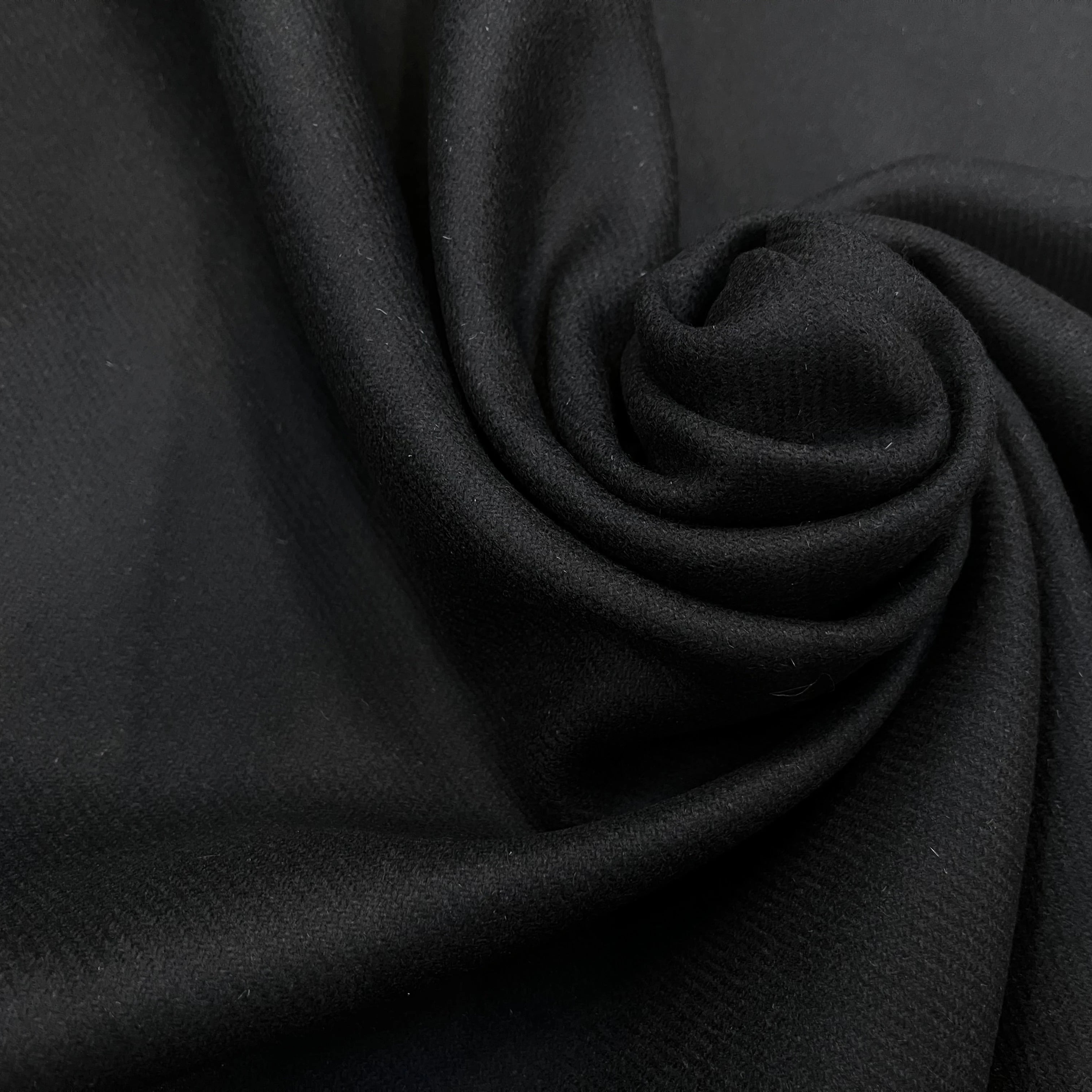 LAINAGE MANTEAU BLACK LOURD 152CM 100% LAINE - My Little Coupon