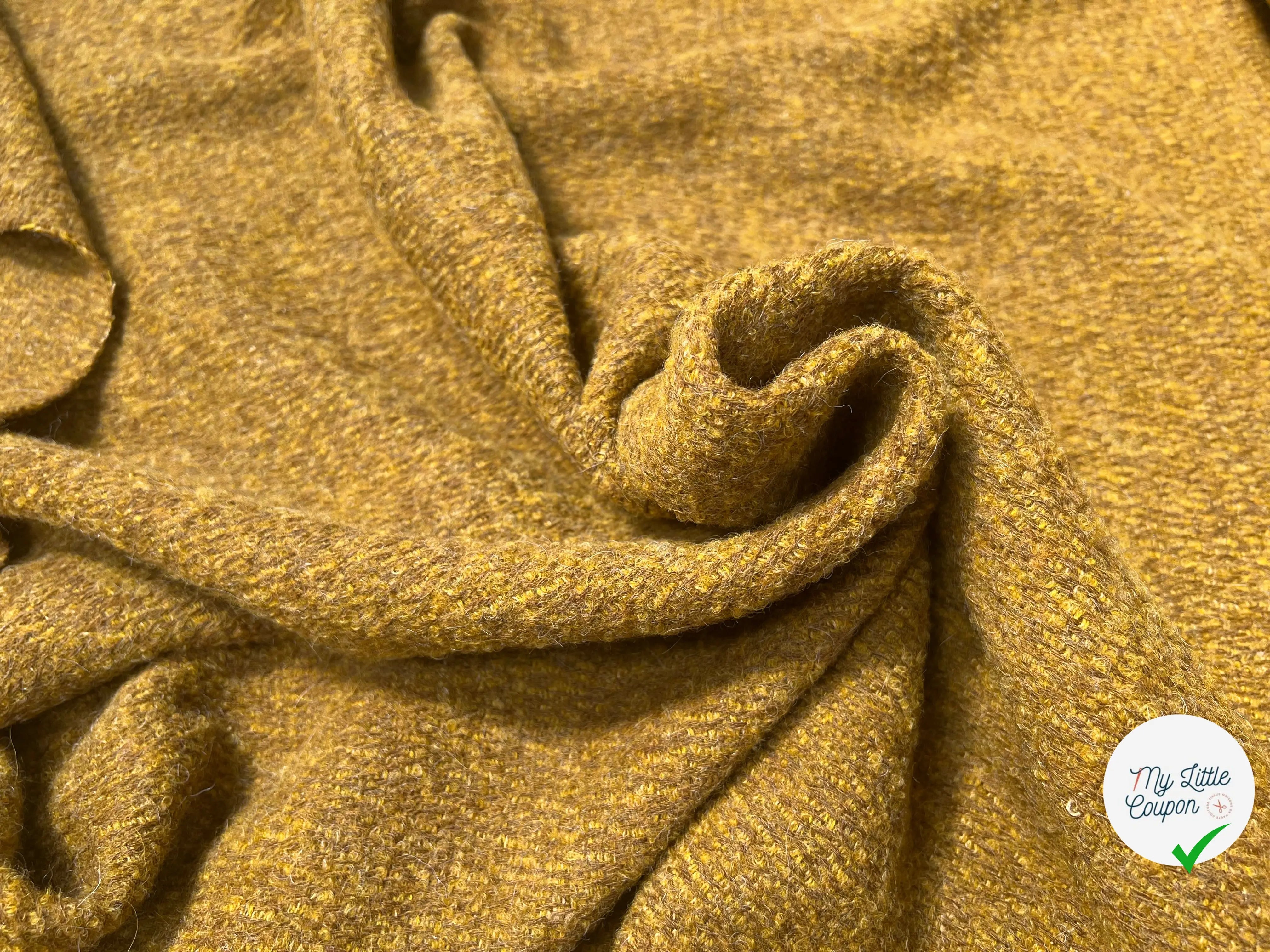 LAINAGE MANTEAU BOUCLETTE LAINE MERINOS MOUTARDE - My Little Coupon