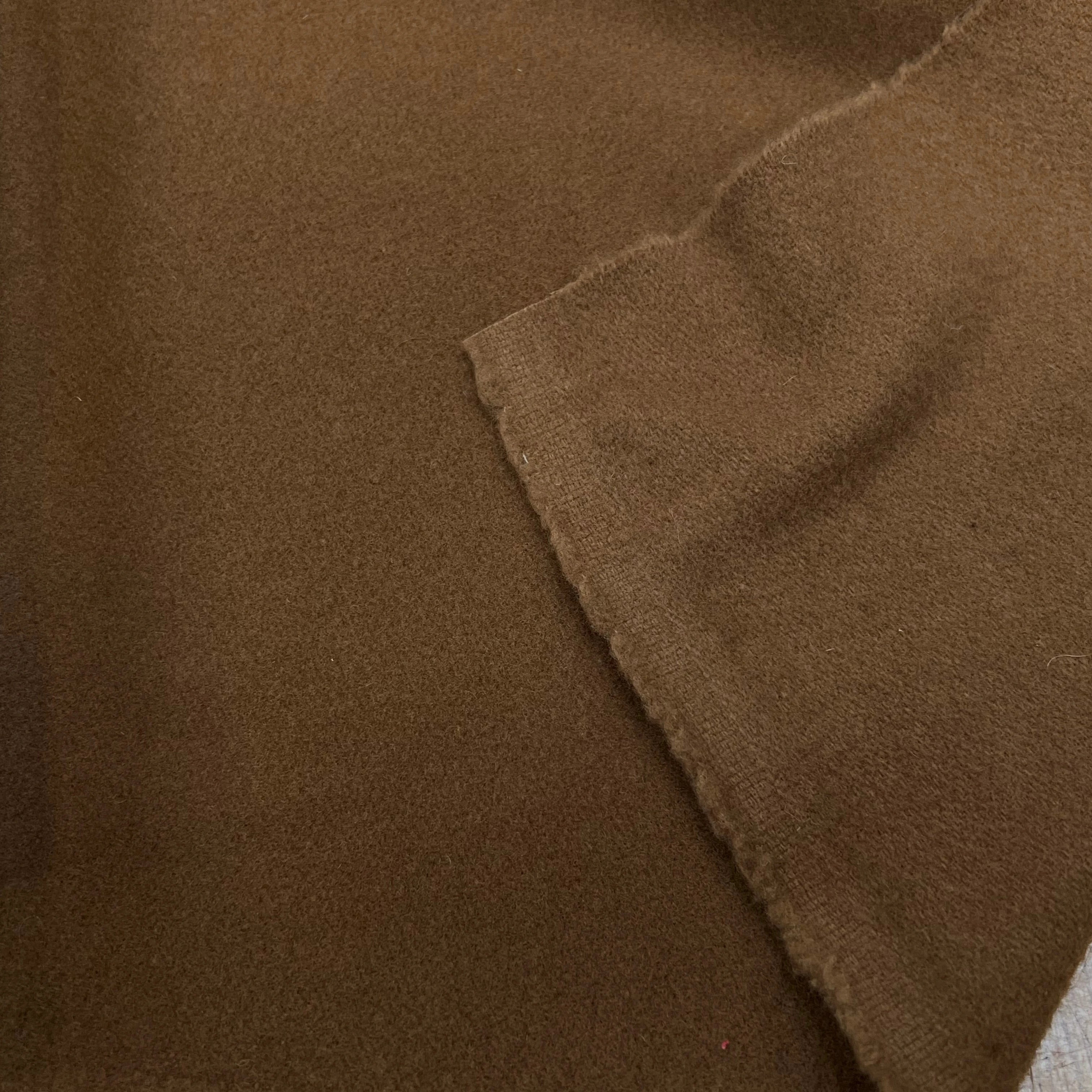 LAINAGE MANTEAU CAMEL FONCÉ 150CM 100% LAINE - My Little Coupon