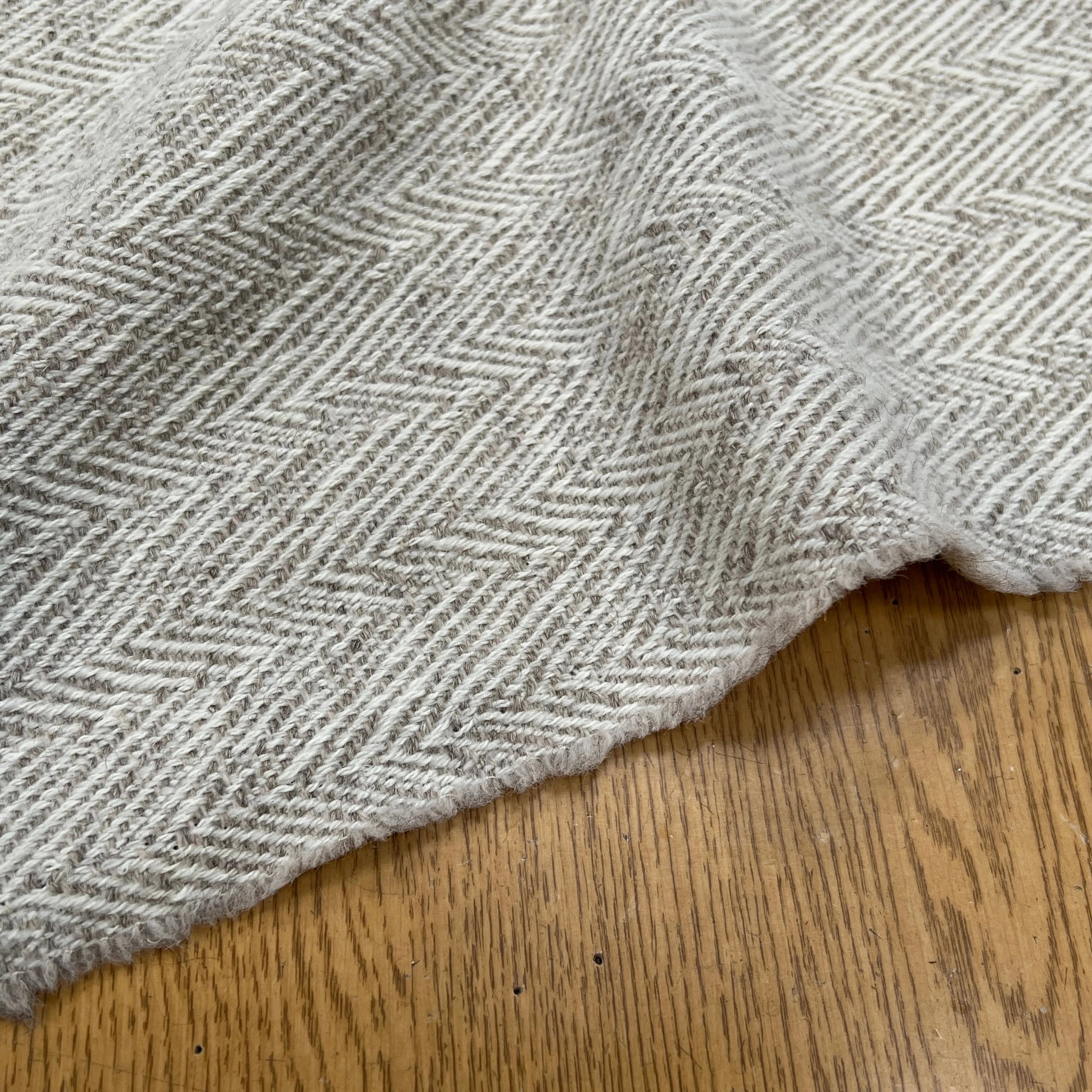 LAINAGE MANTEAU CHEVRON BEIGE GRIS - My Little Coupon