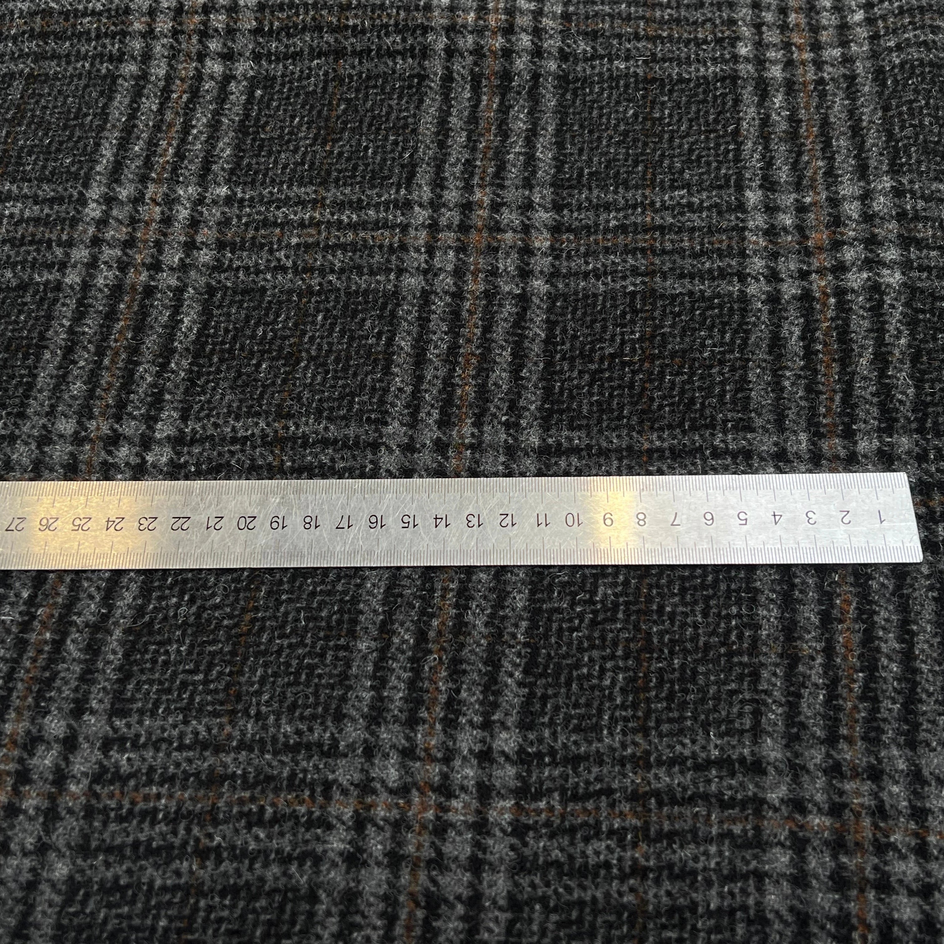 LAINAGE MANTEAU HIGHLAND STYLE GRIS CLAIR ET NOIR - My Little Coupon