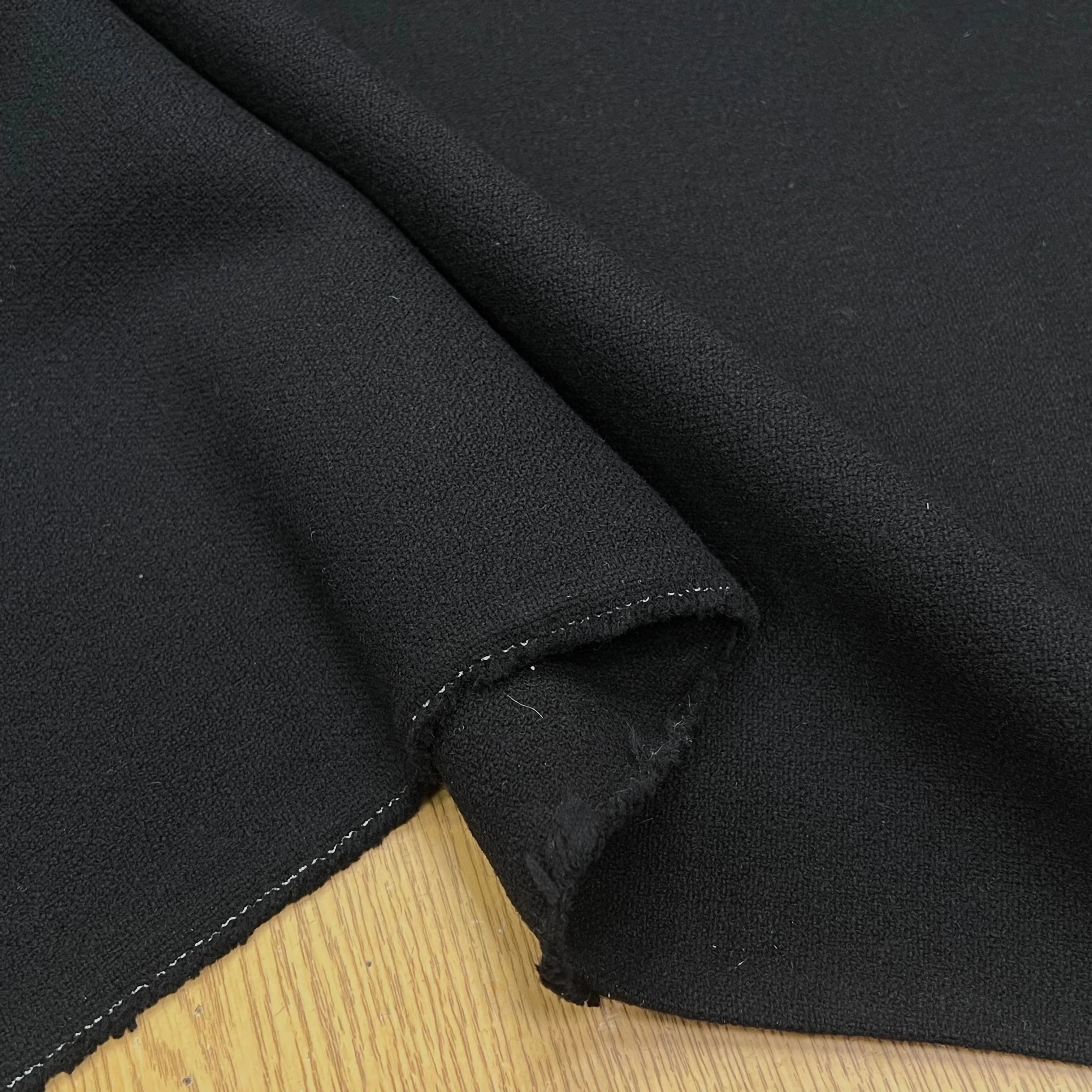 LAINAGE MANTEAU LOURD ASPECT TRICOT 100% LAINE NOIR - My Little Coupon