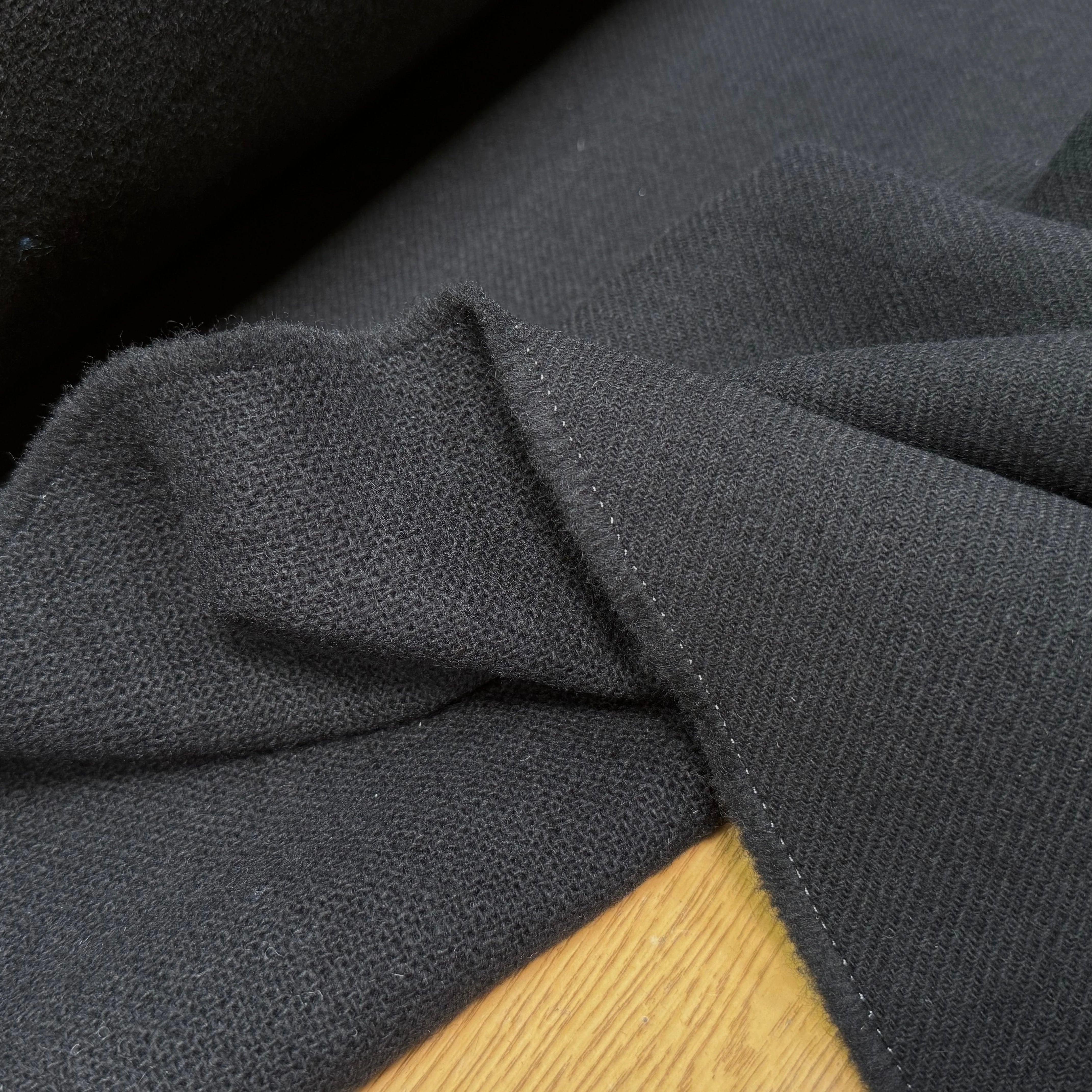 LAINAGE MANTEAU LOURD NOIR ASPECT TRICOT - My Little Coupon