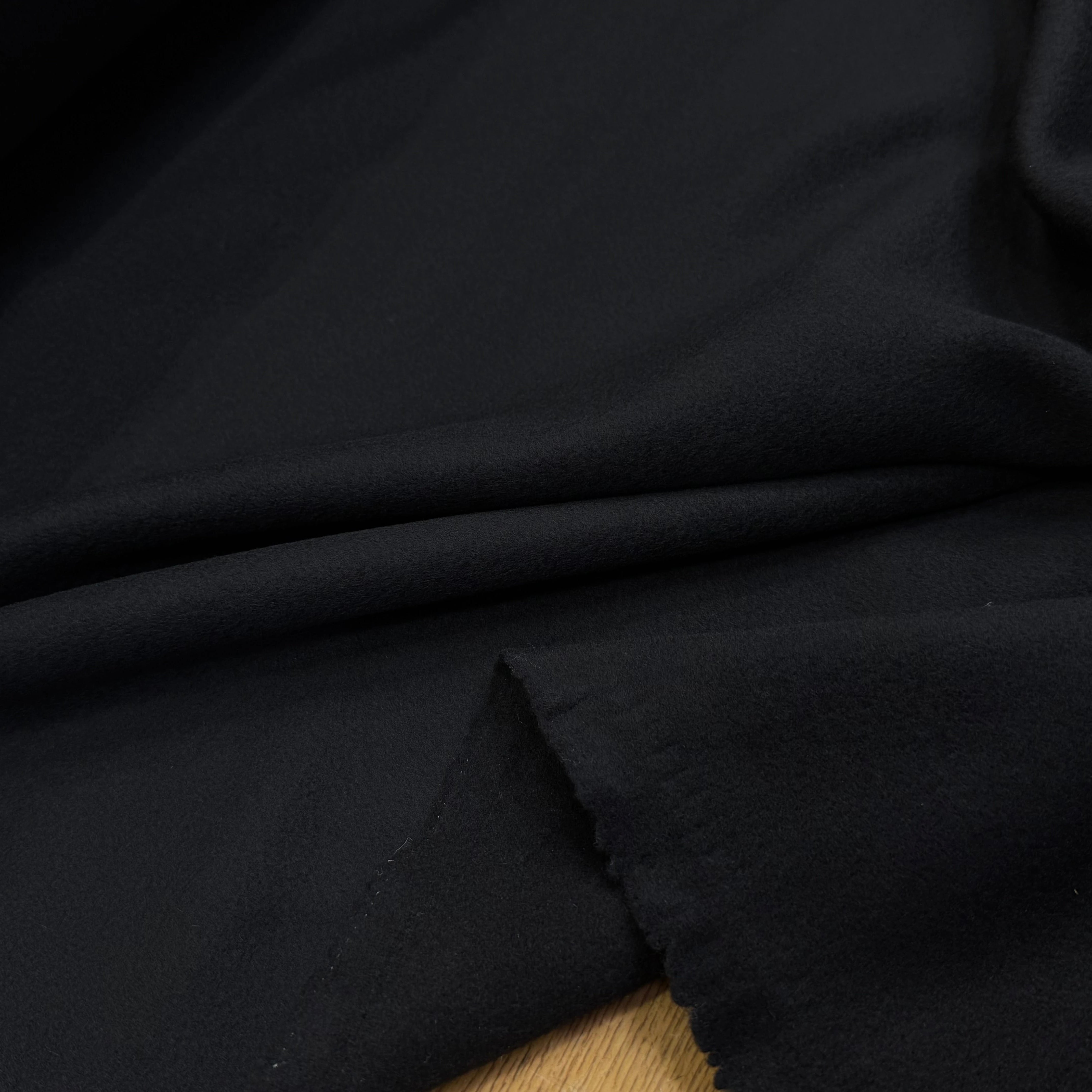LAINAGE MANTEAU POILS DOUX NOIR - My Little Coupon