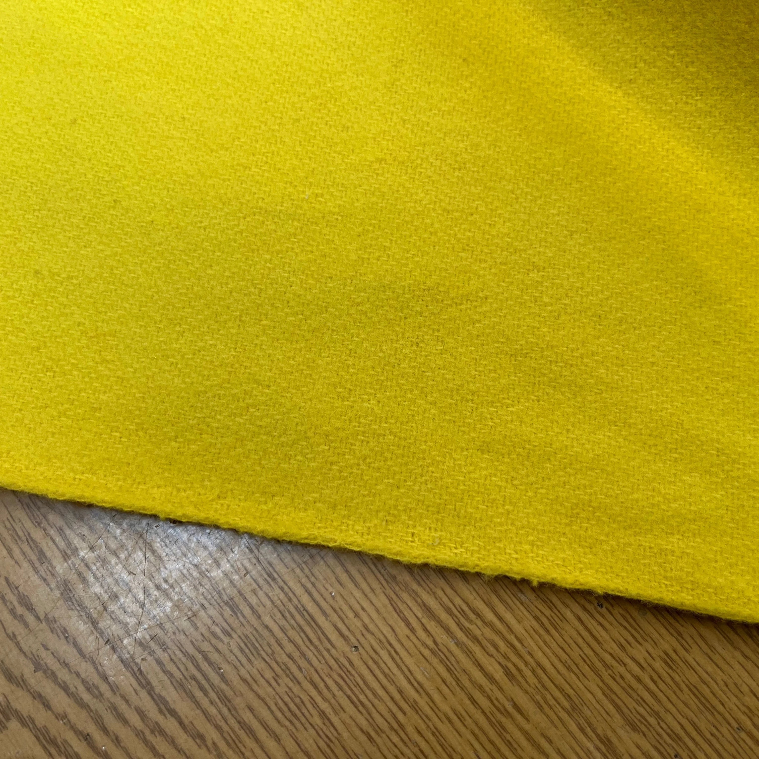 LAINAGE MANTEAU RITA LOURD ENVERS DOUX JAUNE - My Little Coupon