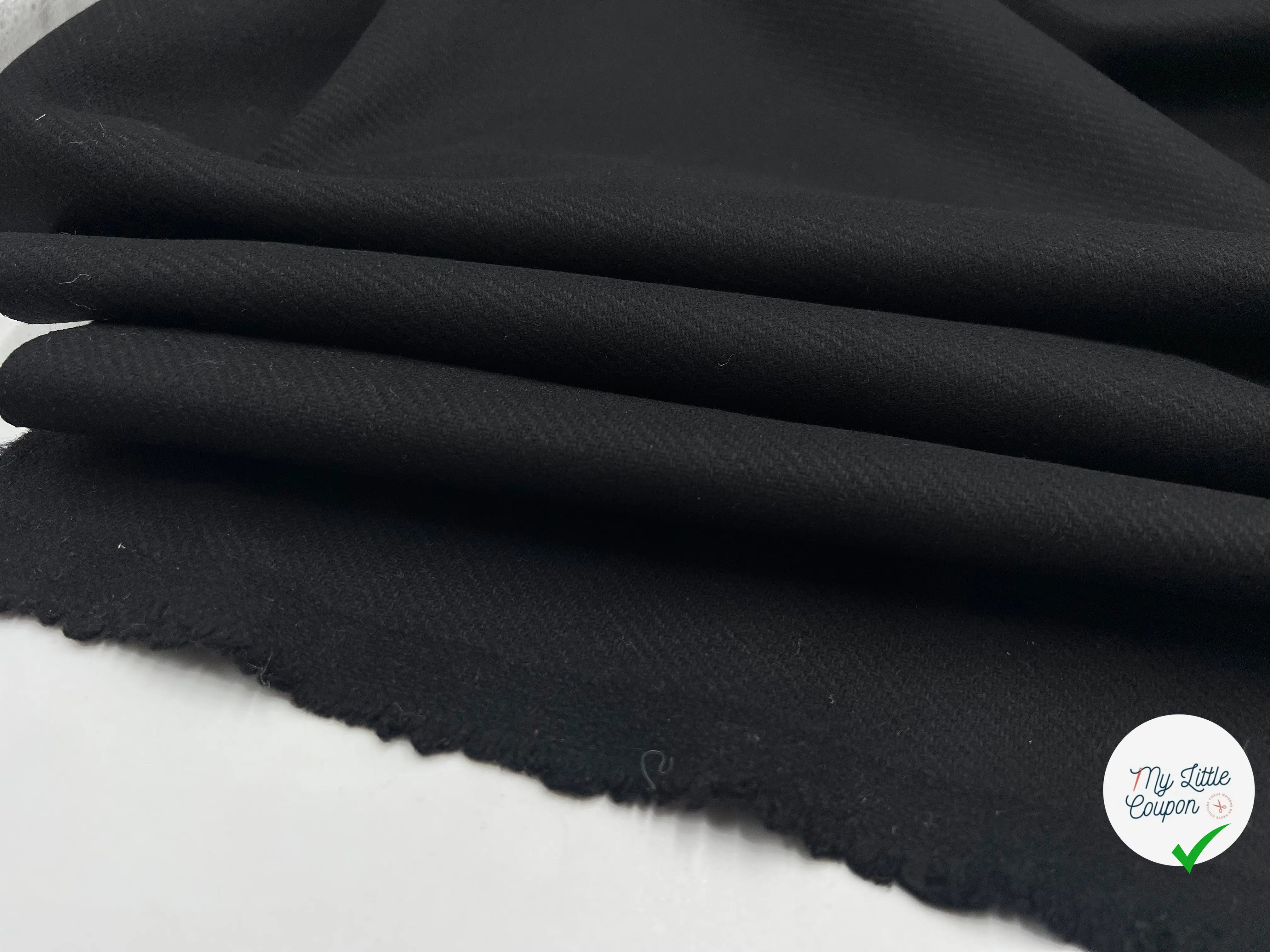 LAINAGE MANTEAU STRIÉ NOIR - My Little Coupon - tissu - coudre