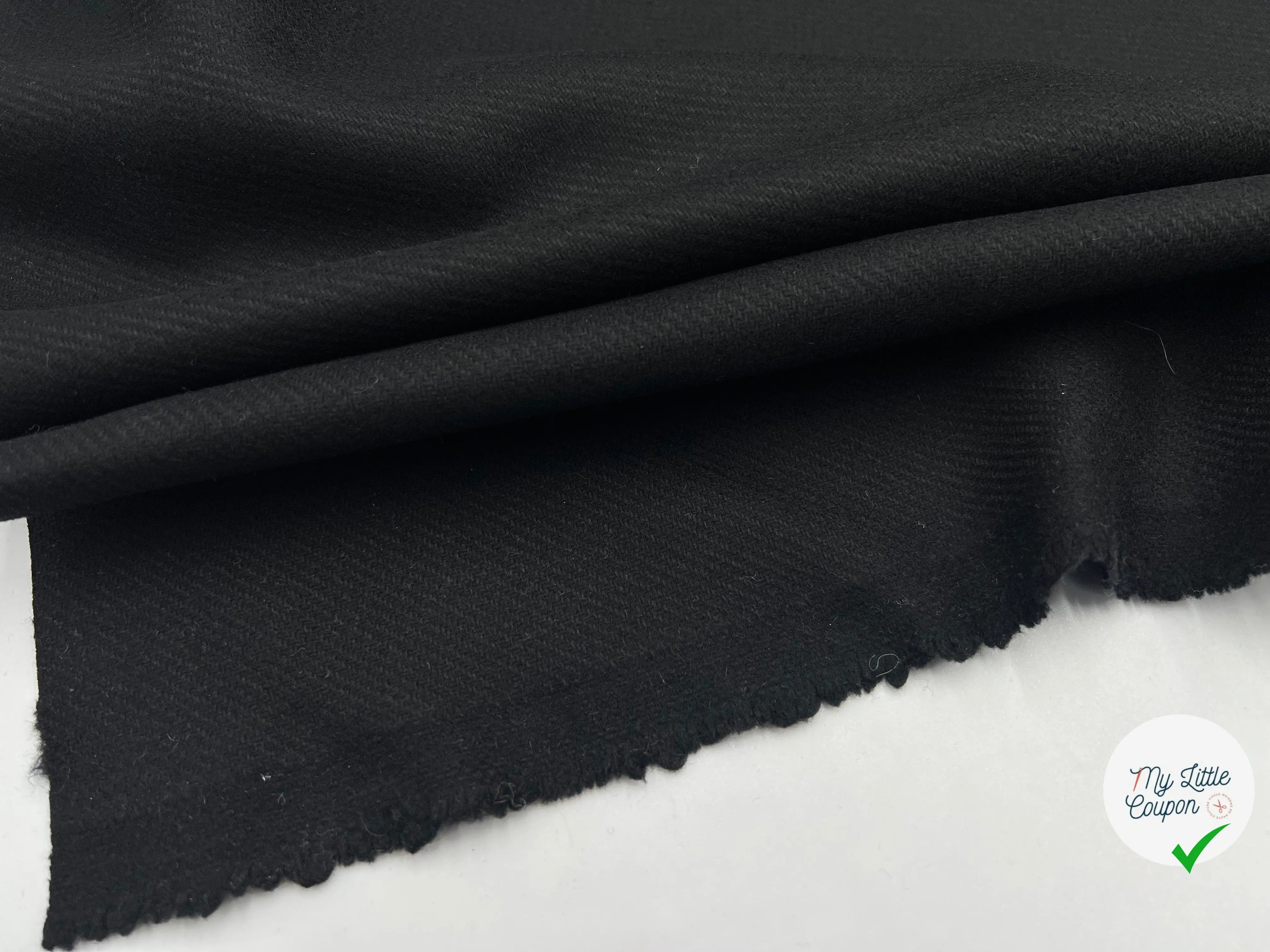 LAINAGE MANTEAU STRIÉ NOIR - My Little Coupon - tissu - coudre