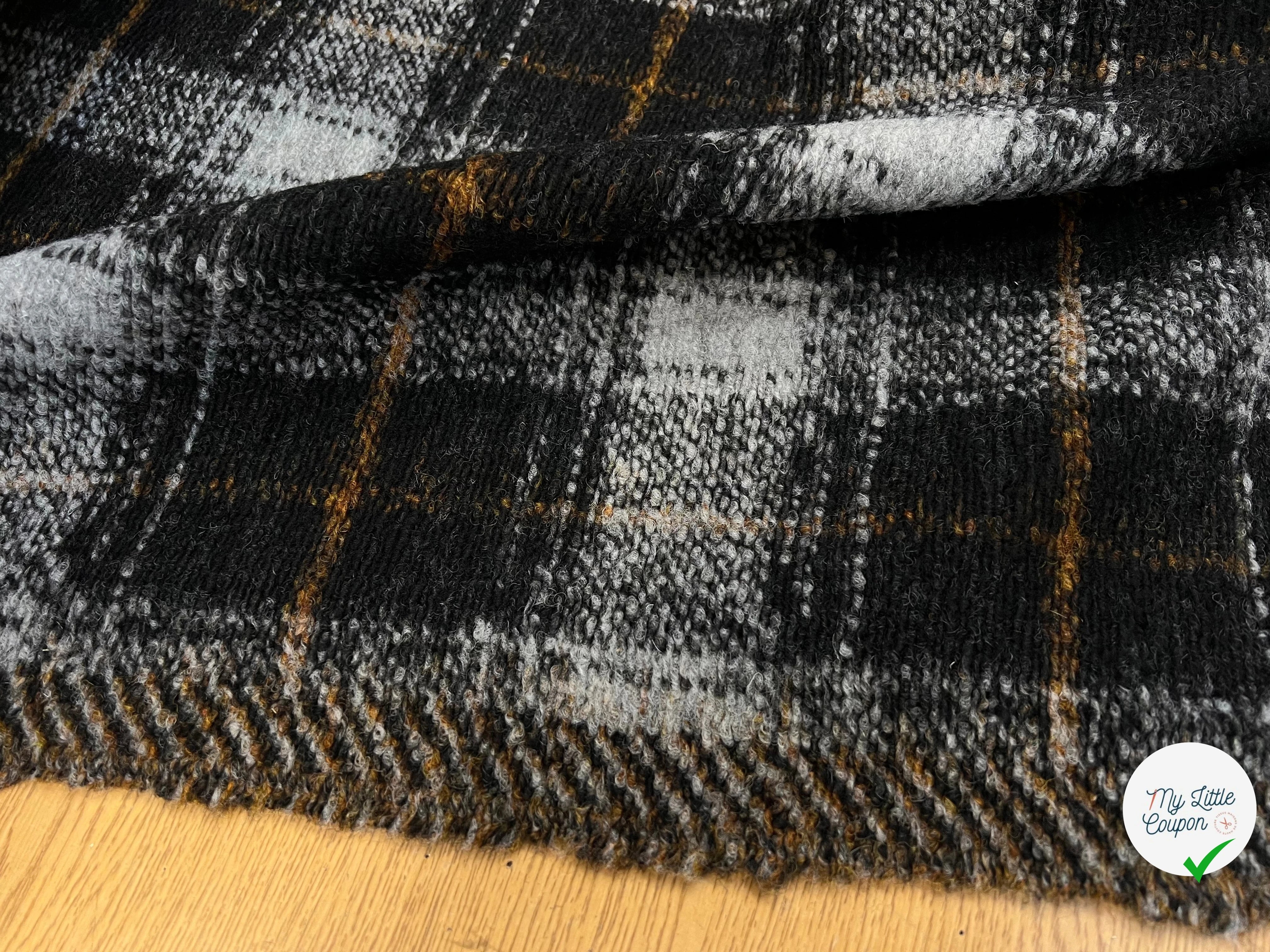 LAINAGE MANTEAU TRICOTÉ 63% LAINE PRINCE DE GALLES NOIR & GRIS - My Little Coupon