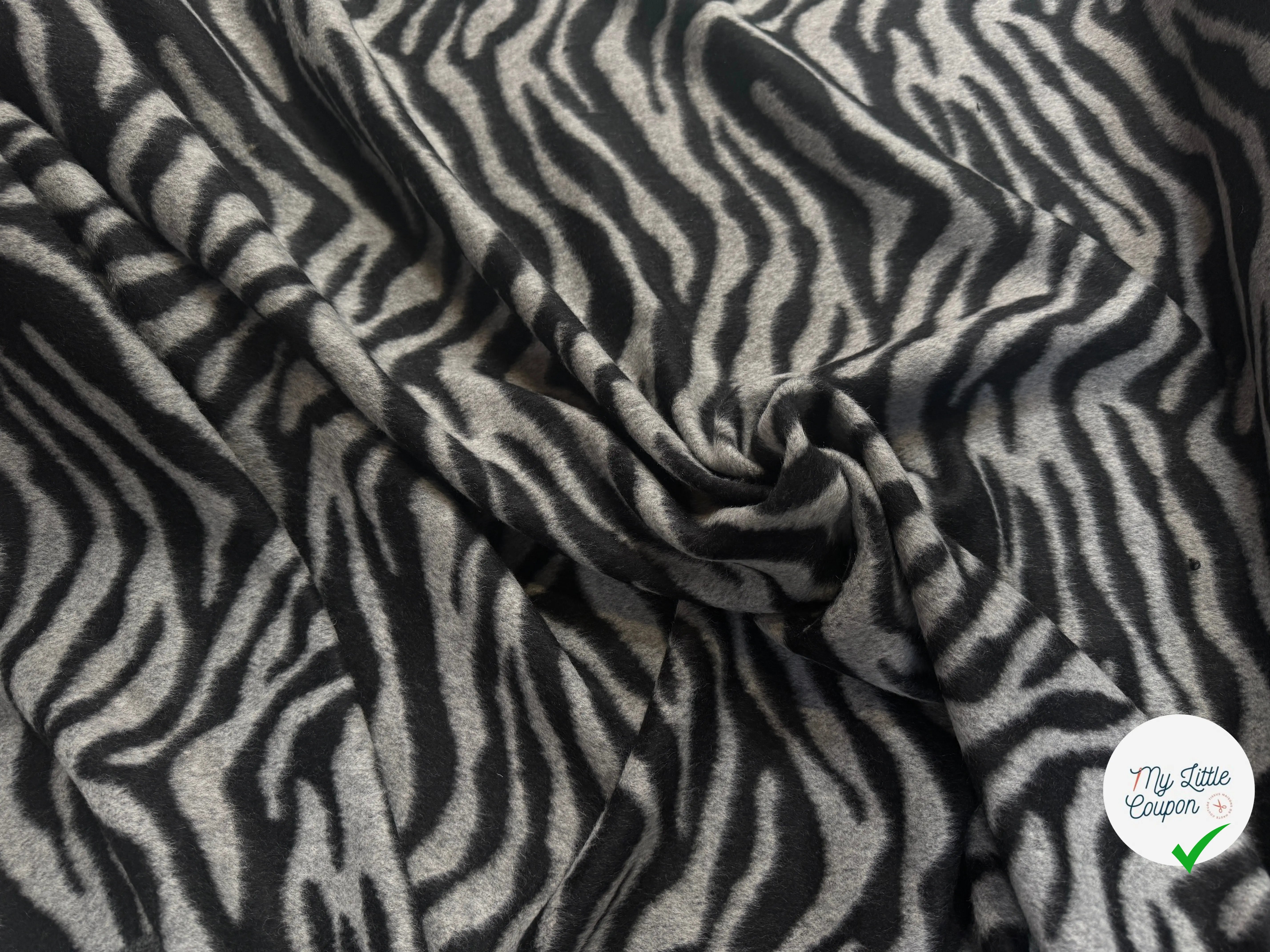 LAINAGE MANTEAU ZÉBRÉ NOIR ET GRIS - My Little Coupon