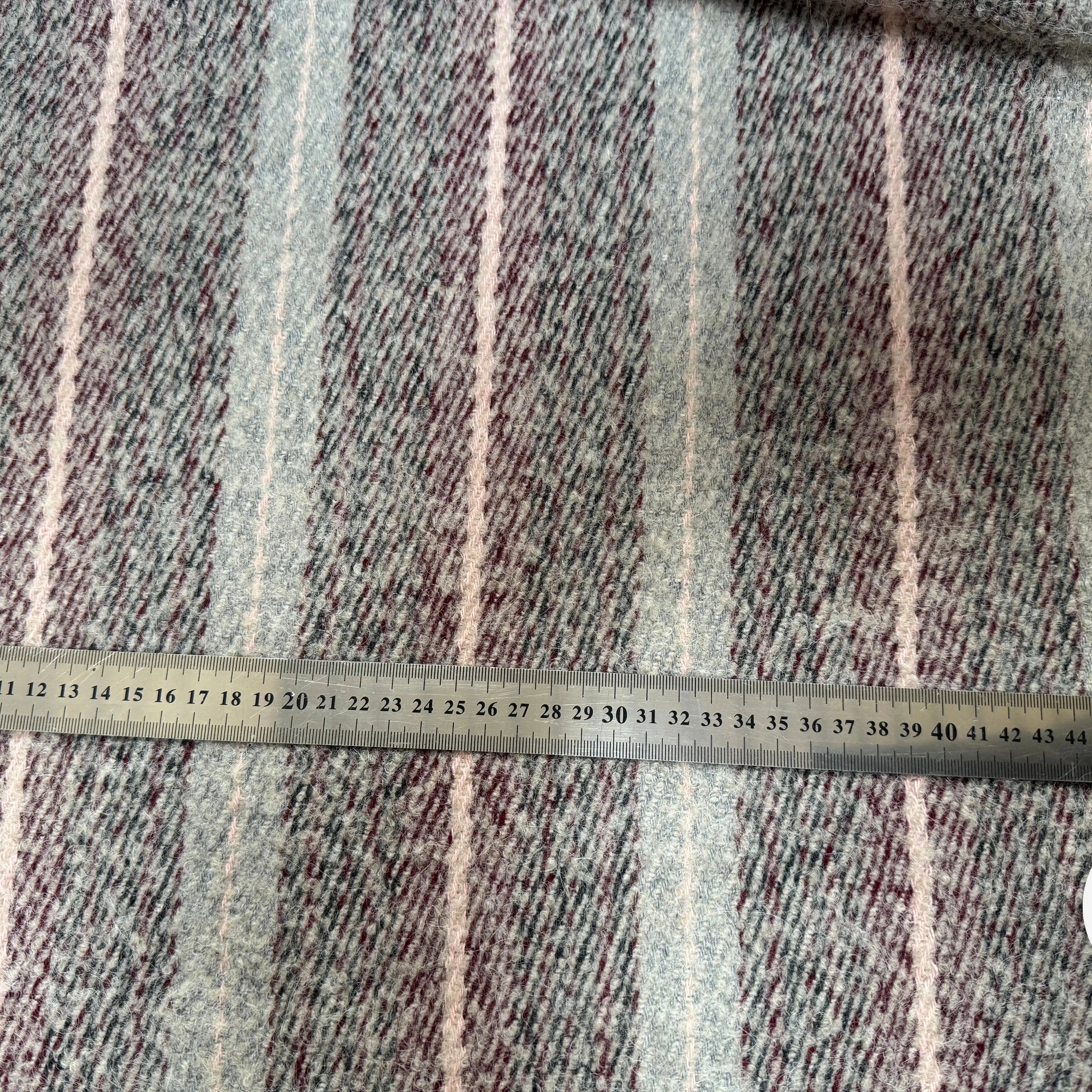 LAINAGE RAYÉ GRIS ROUGE 100% LAINE - My Little Coupon