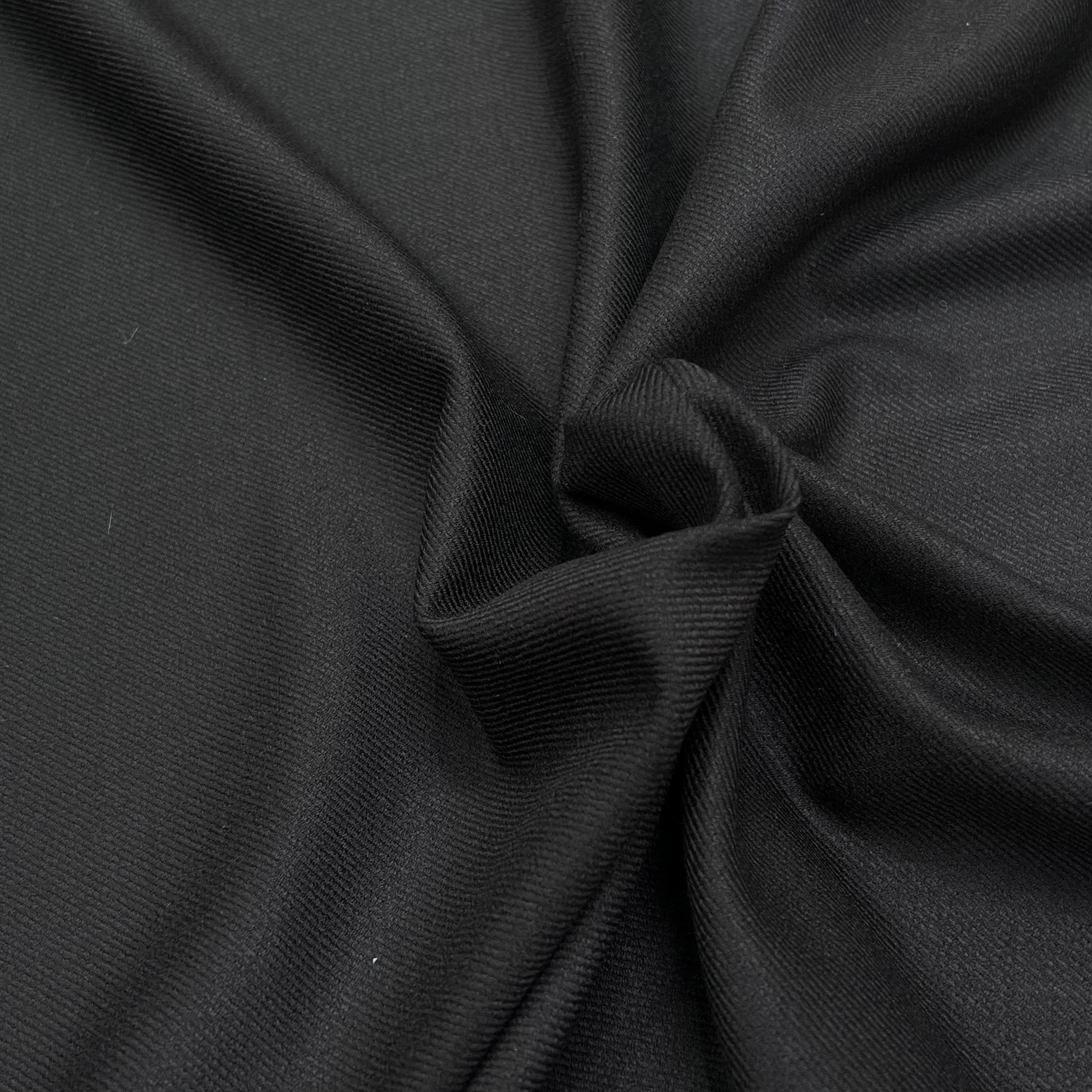 LAINAGE SERGÉ STRETCH LOURD ET FLUIDE SUBLIME NOIR 98% LAINE - My Little Coupon