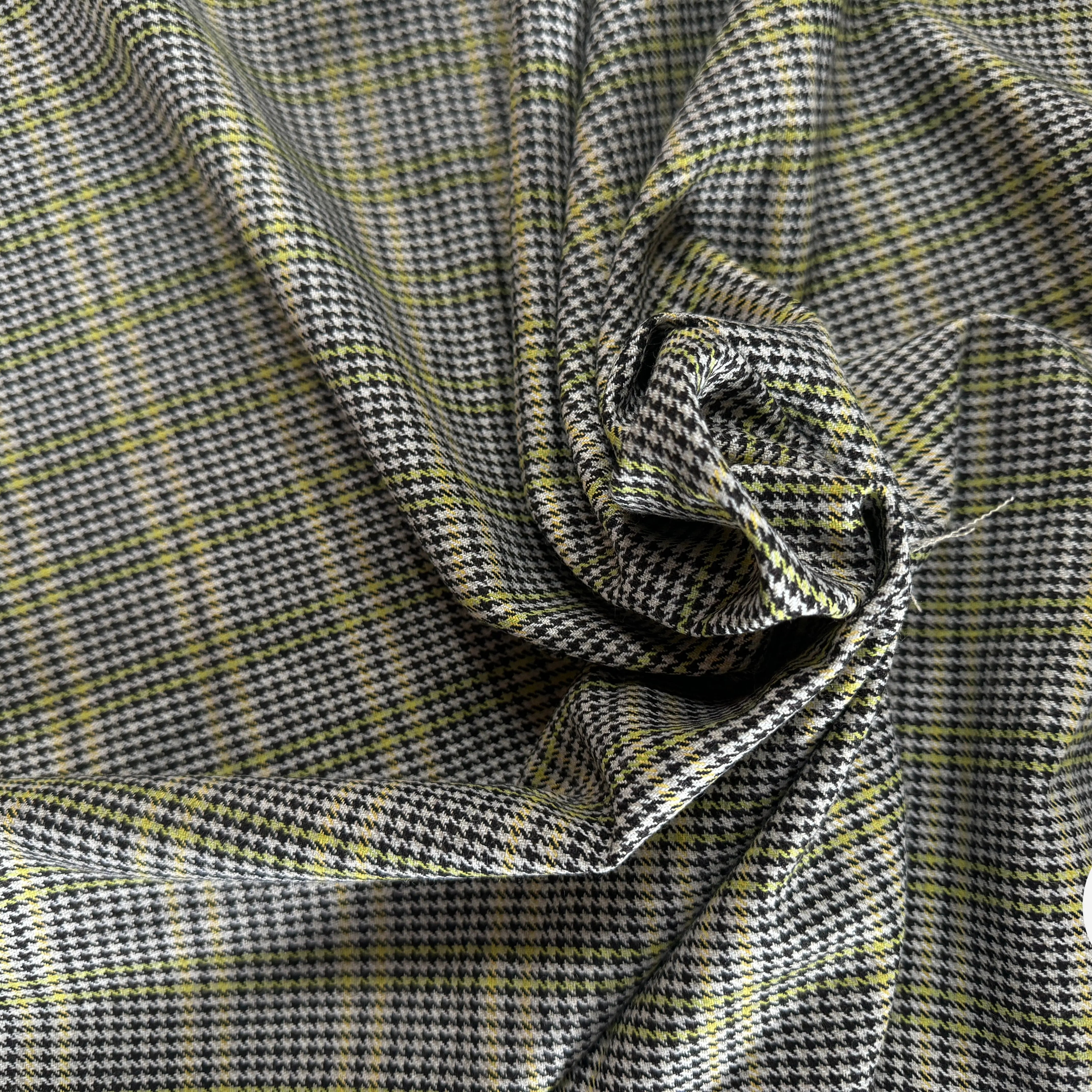 LAINAGE SOUPLE PIED DE POULE CARREAU JAUNE - My Little Coupon