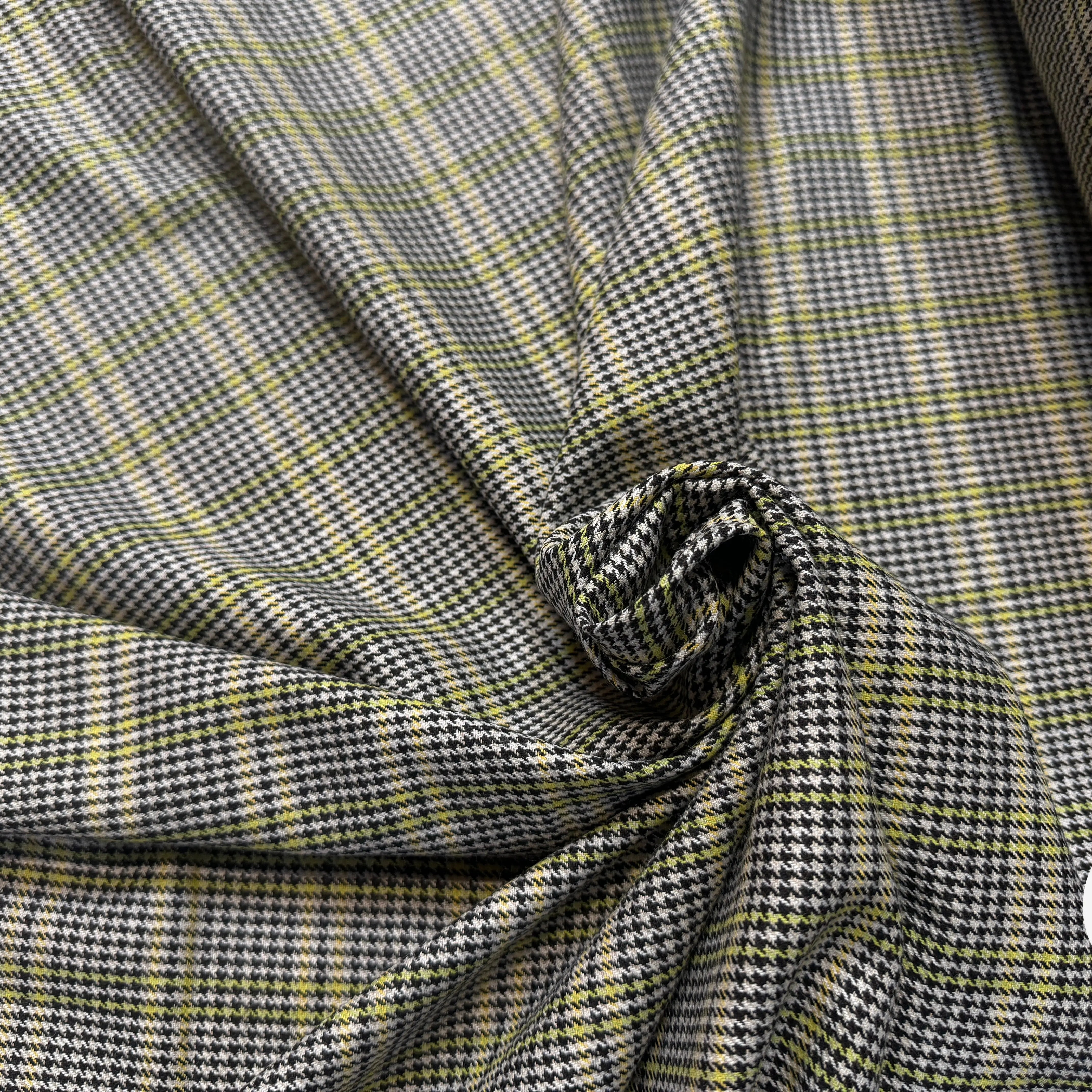 LAINAGE SOUPLE PIED DE POULE CARREAU JAUNE - My Little Coupon