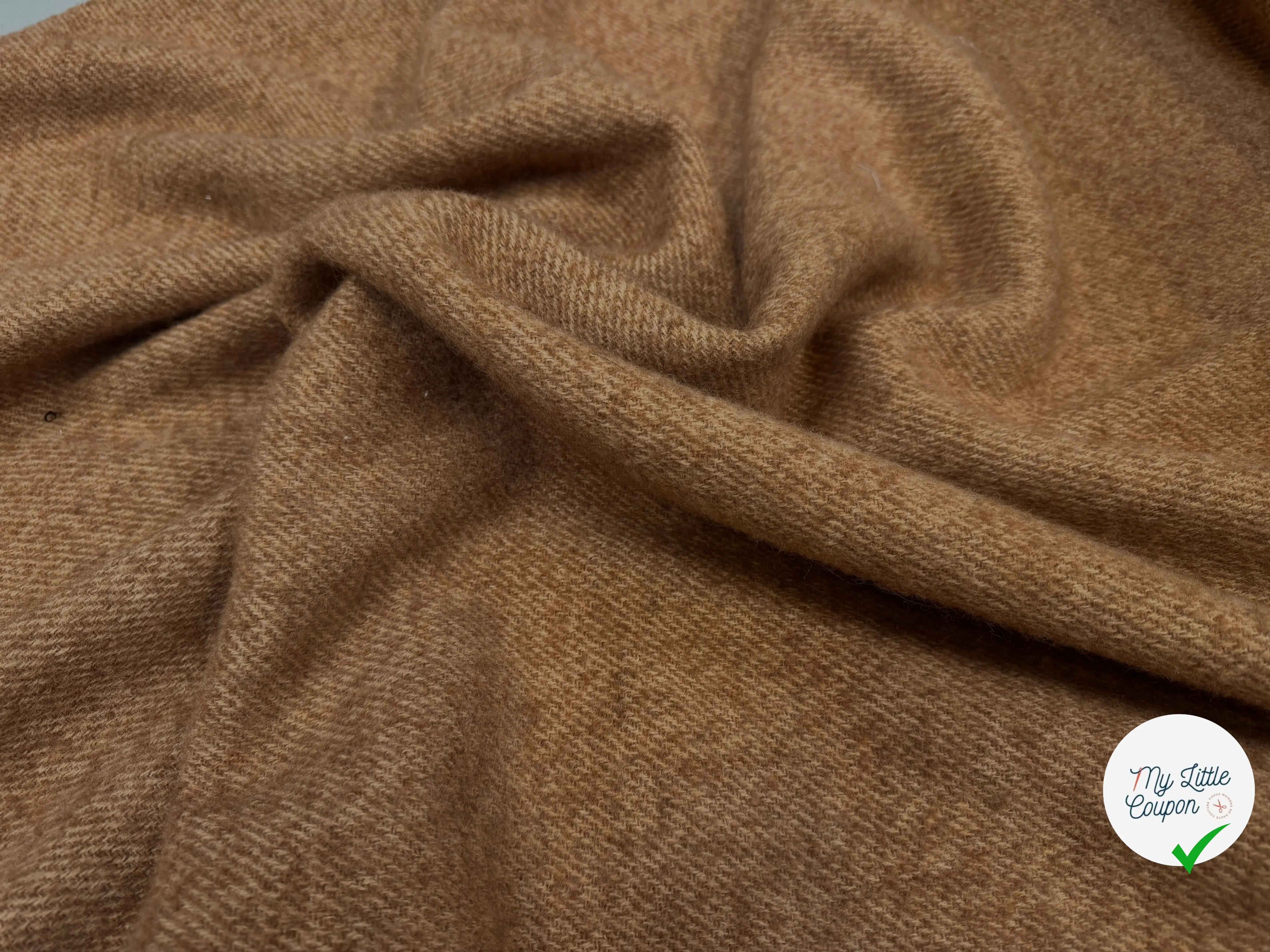 LAINAGE STRIÉ MARTINI CAMEL 67% LAINE VIERGE - My Little Coupon