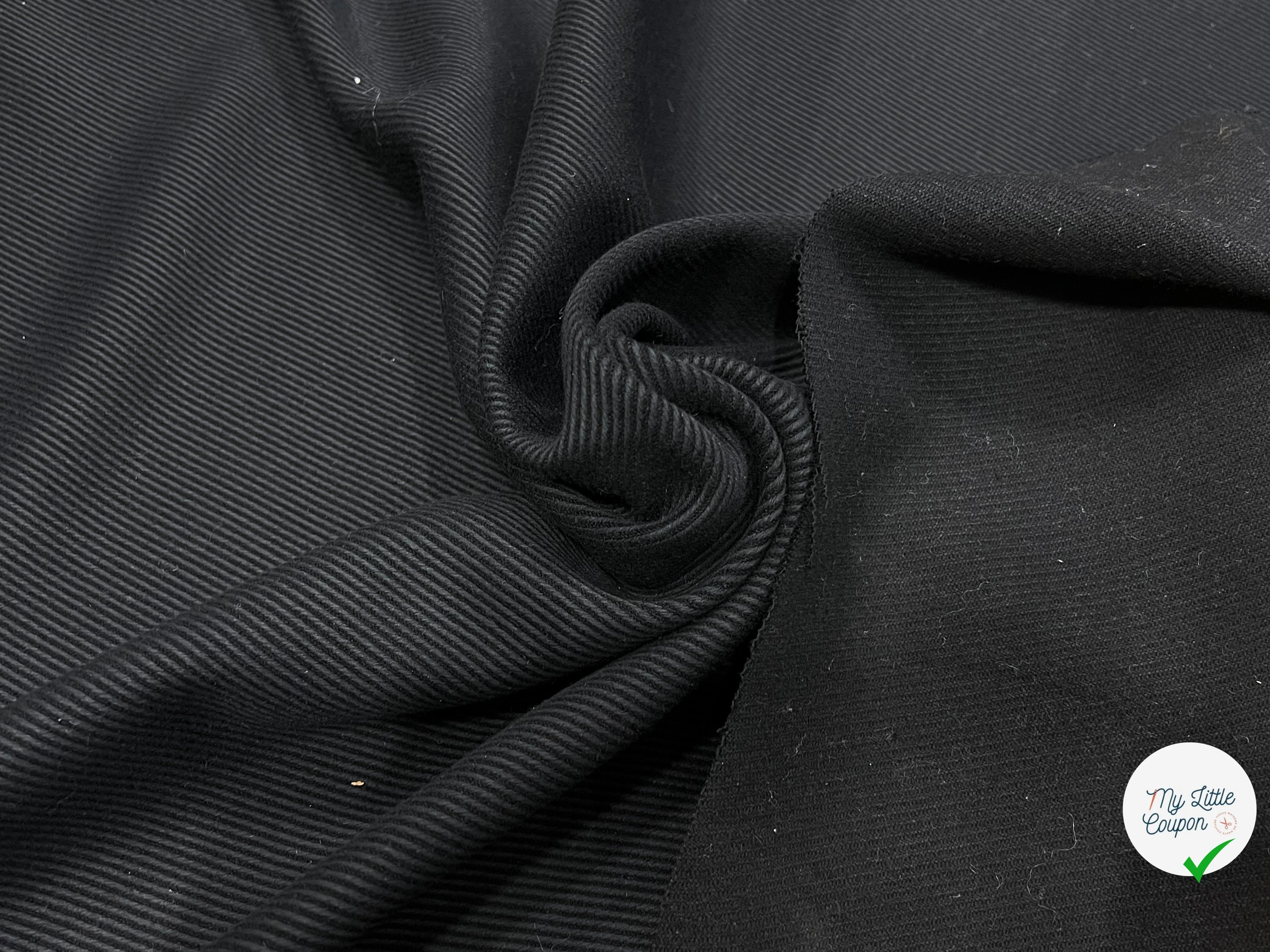 LAINAGE STRIÉE LOURDE NOIR 100% LAINE 130CM - My Little Coupon