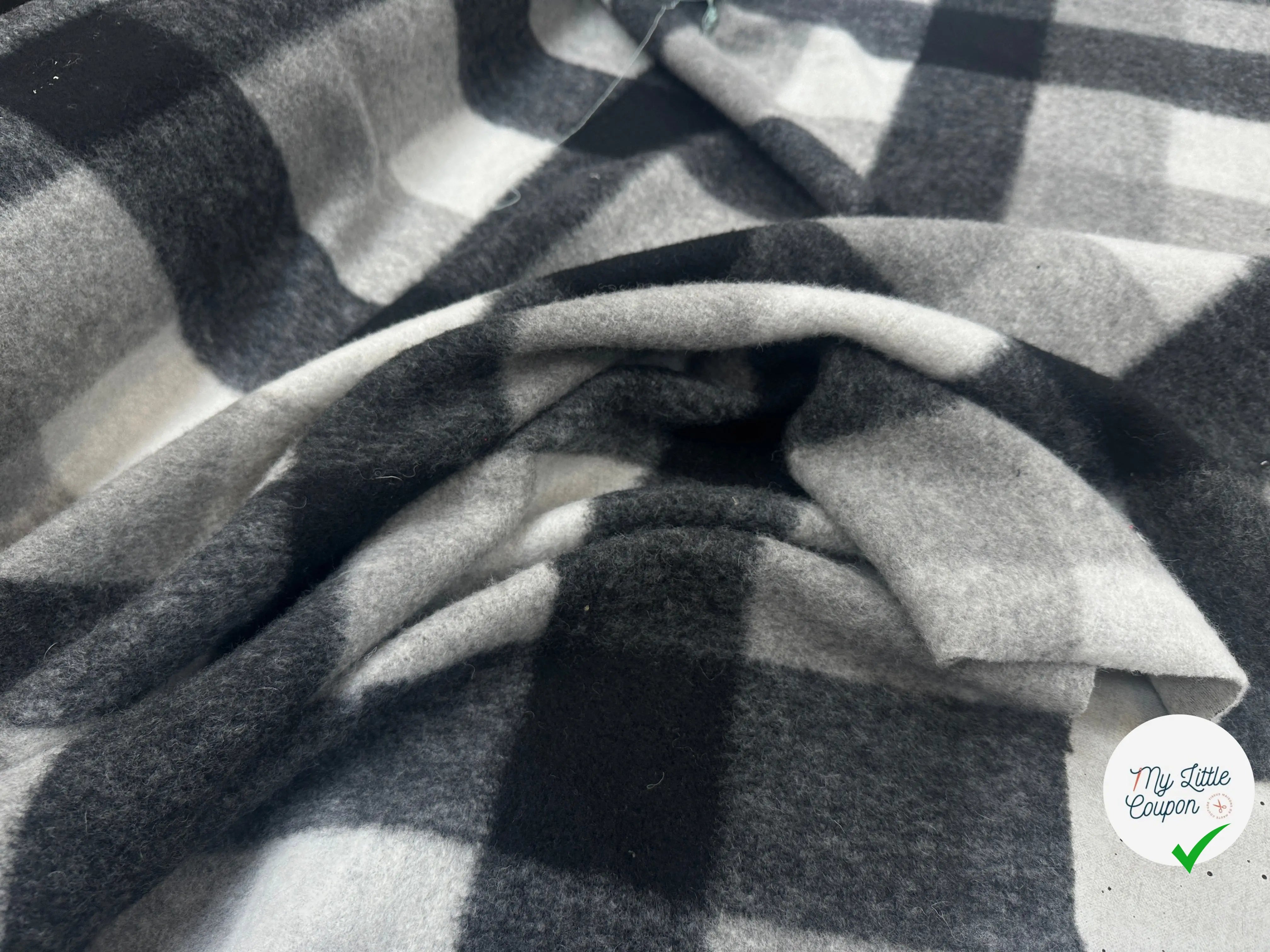 LAINAGE VICHY NOIR ET BLANC STRETCH MSO