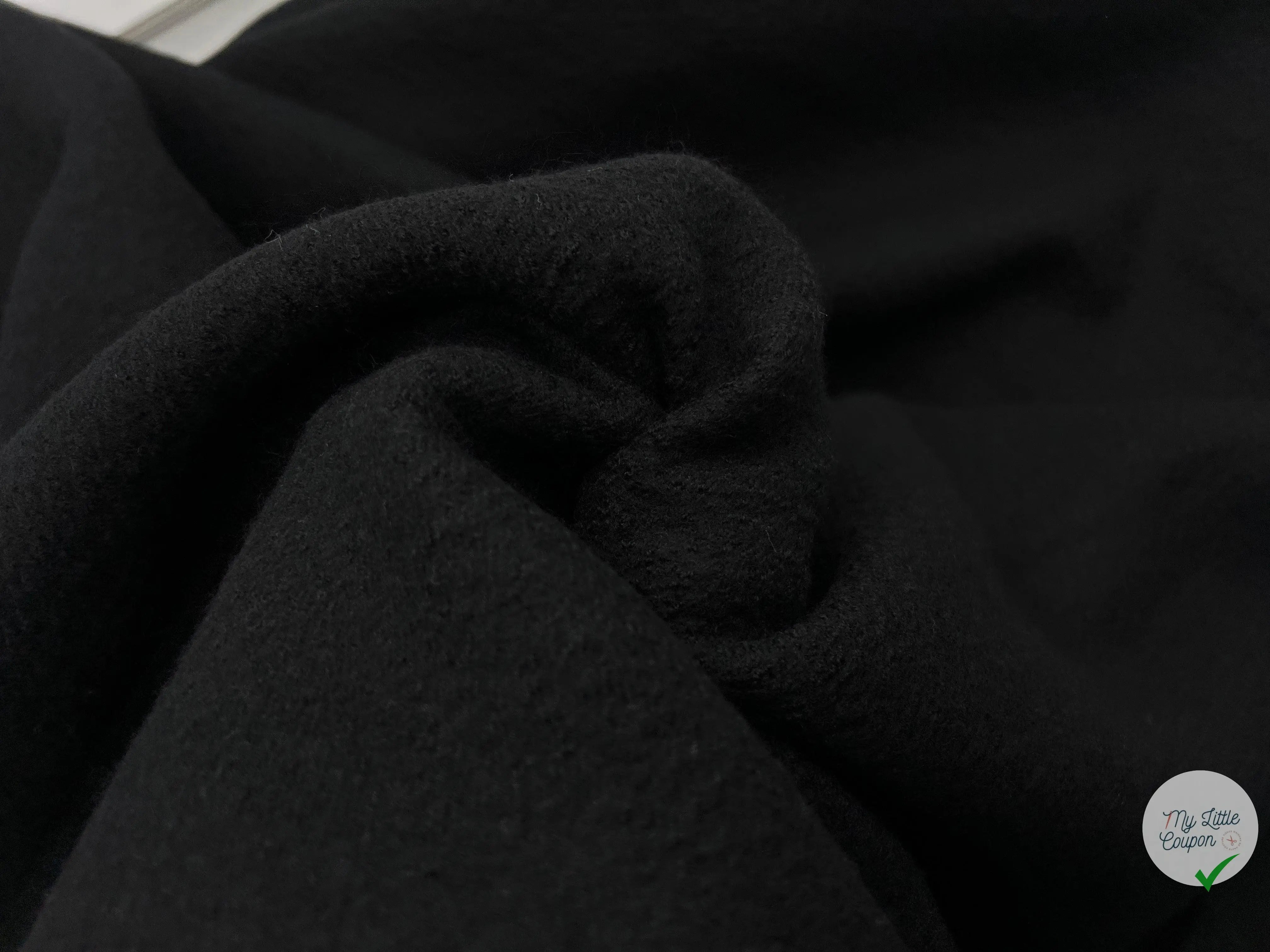 LAINE BOUILLIE NOIR BLACK - coupon de tissu de 3 mètres - My Little Coupon - tissu - coudre