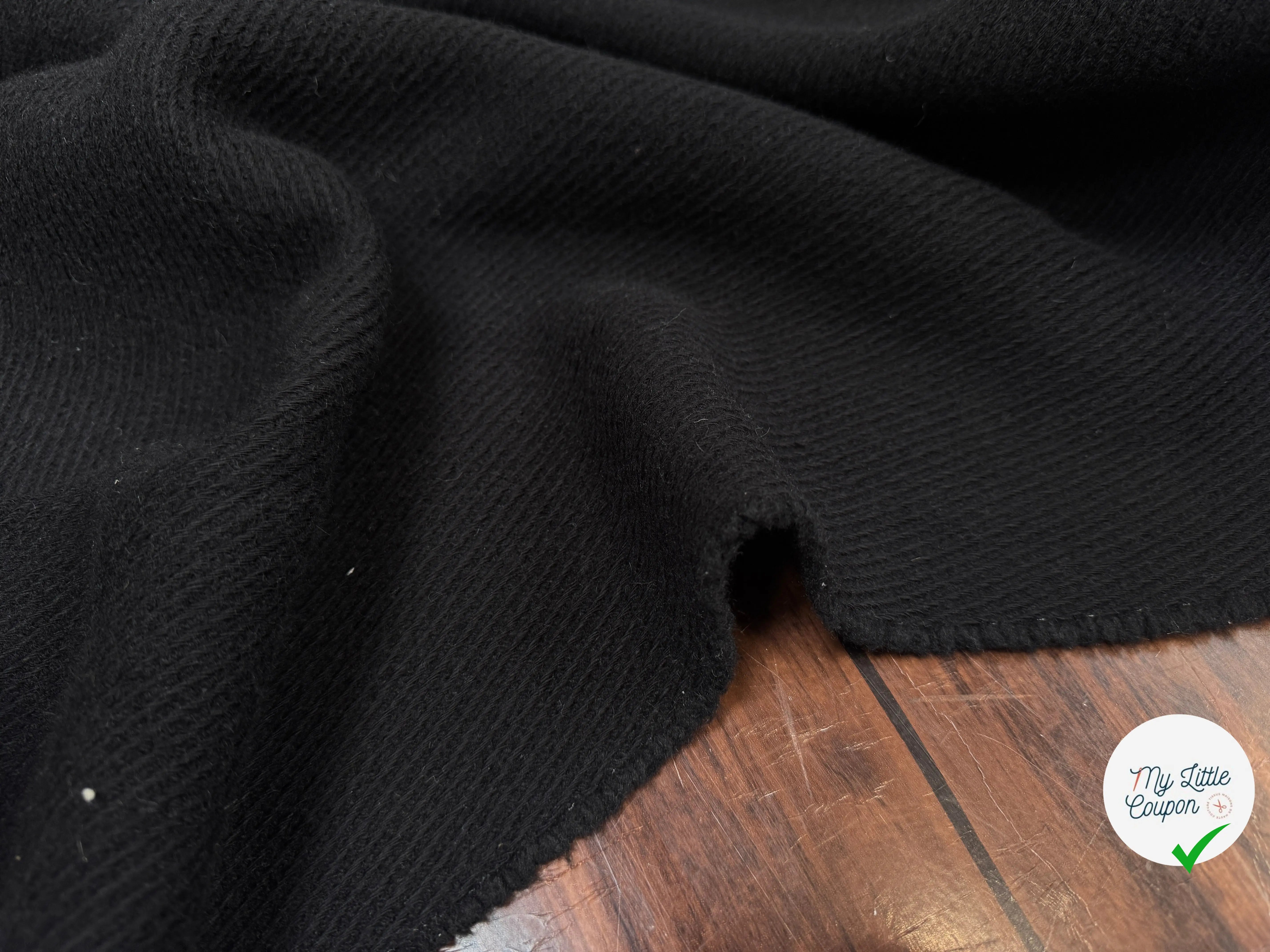 LAINE STRIÉE FAISA VERSUS LINE NOIR - My Little Coupon