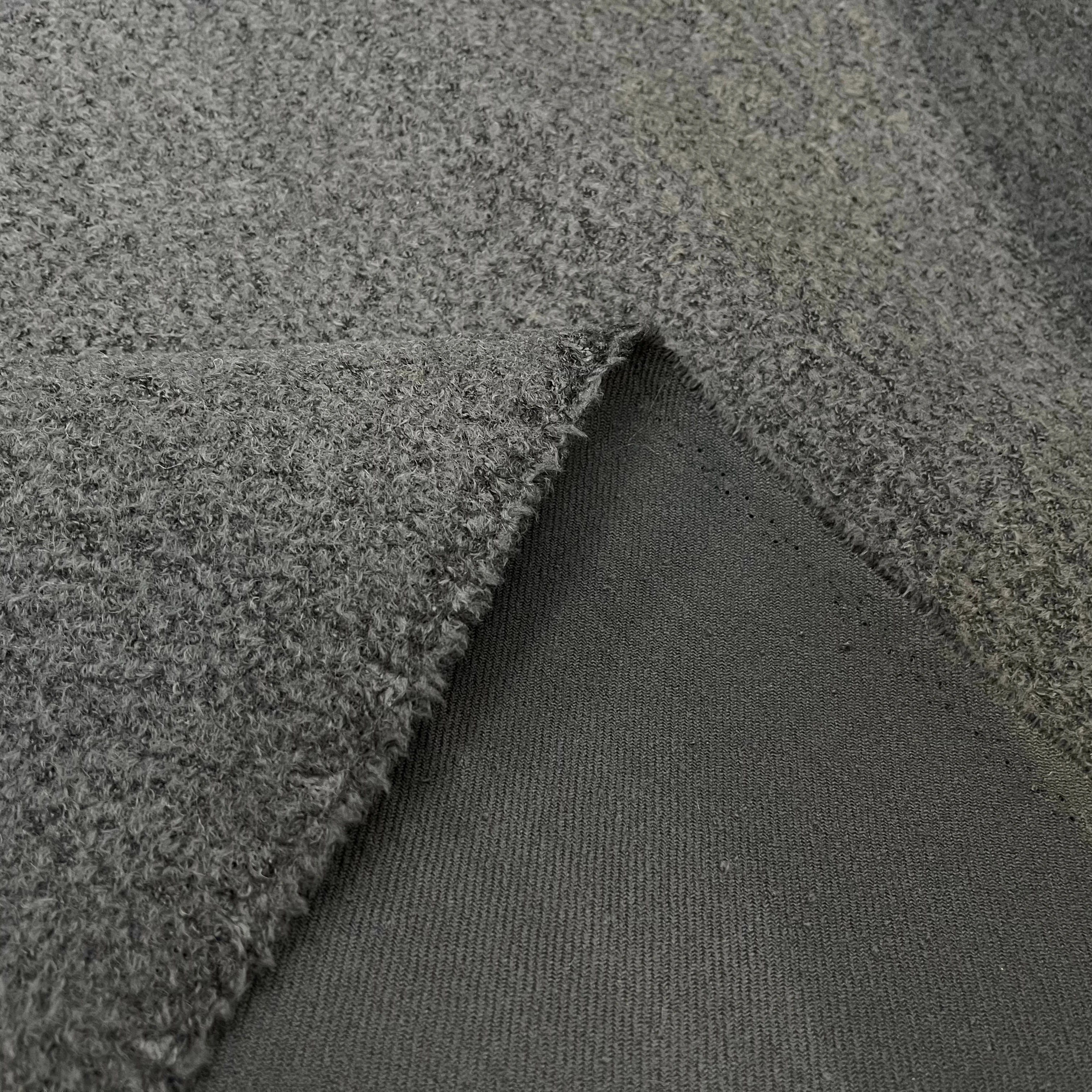 LAINE VIERGE ET BABY LAMA EFFET BOUCLE GRIS CHINE - My Little Coupon