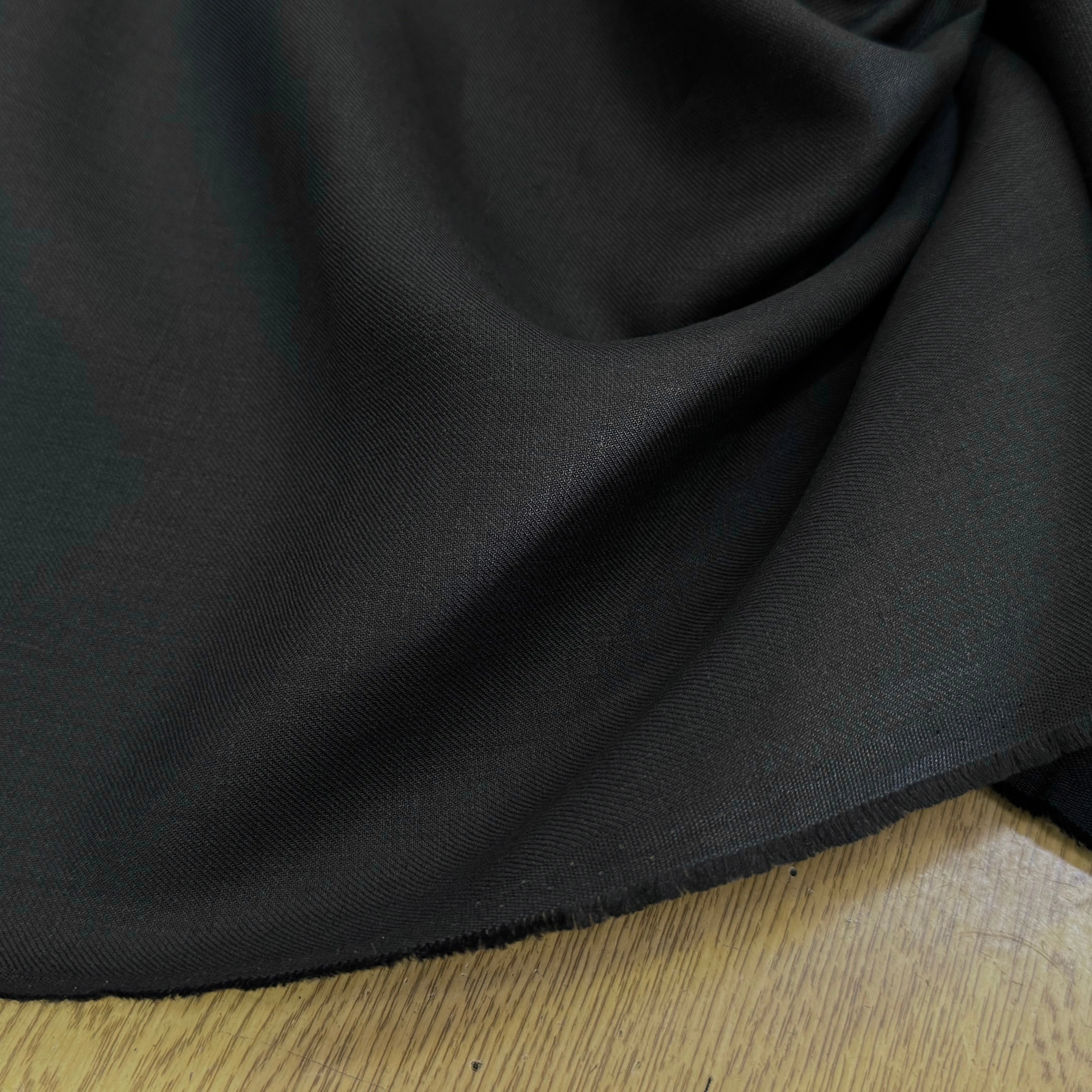 LIN COTON SERGÉ LOURD NOIR - My Little Coupon