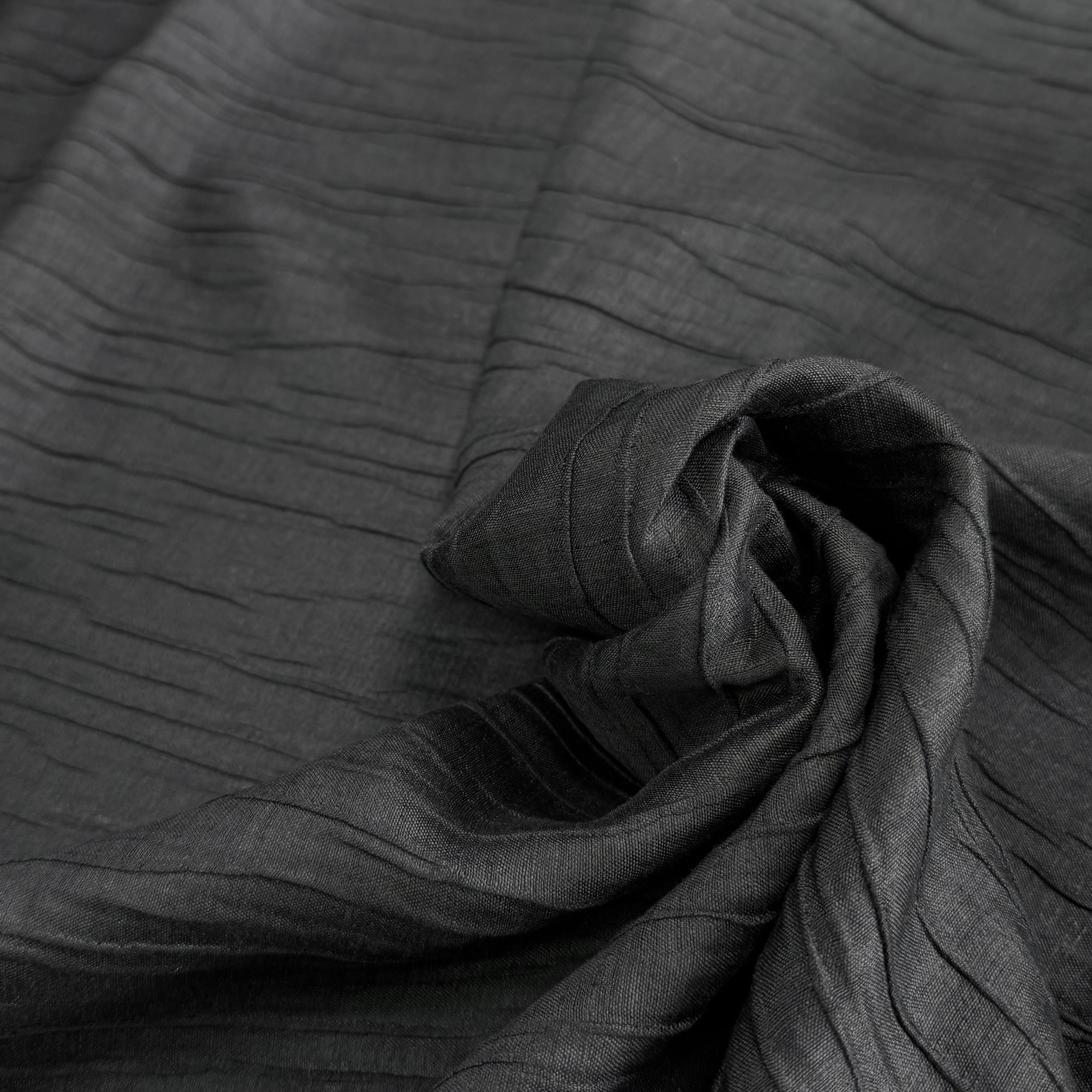 LIN VISCOSE SOIE NOIR ÉFFET PLISSÉ 66% LIN - My Little Coupon