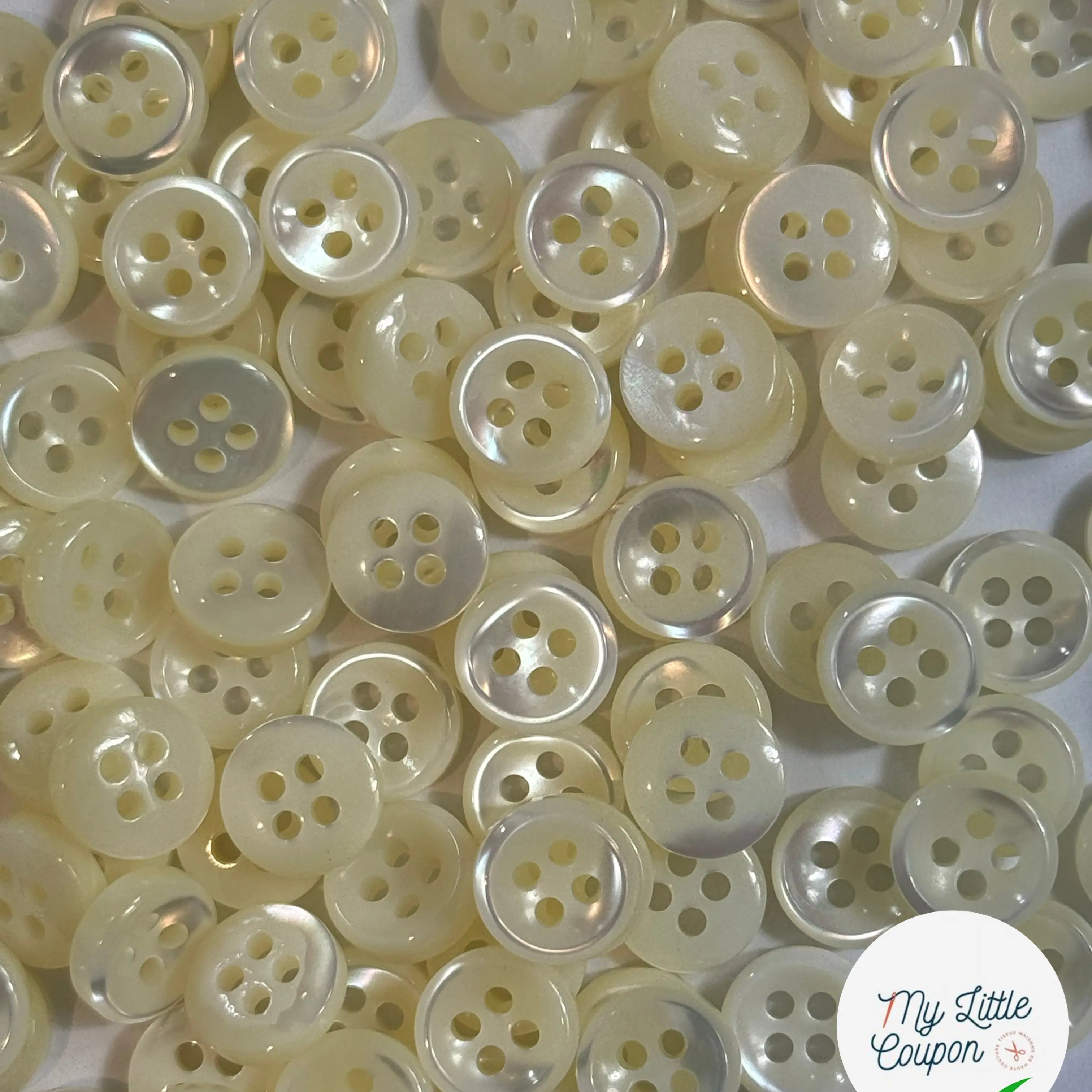 LOT DE 10 BOUTONS SOUPLES A 4 TROUS BLANC NACRE 9MM - My Little Coupon