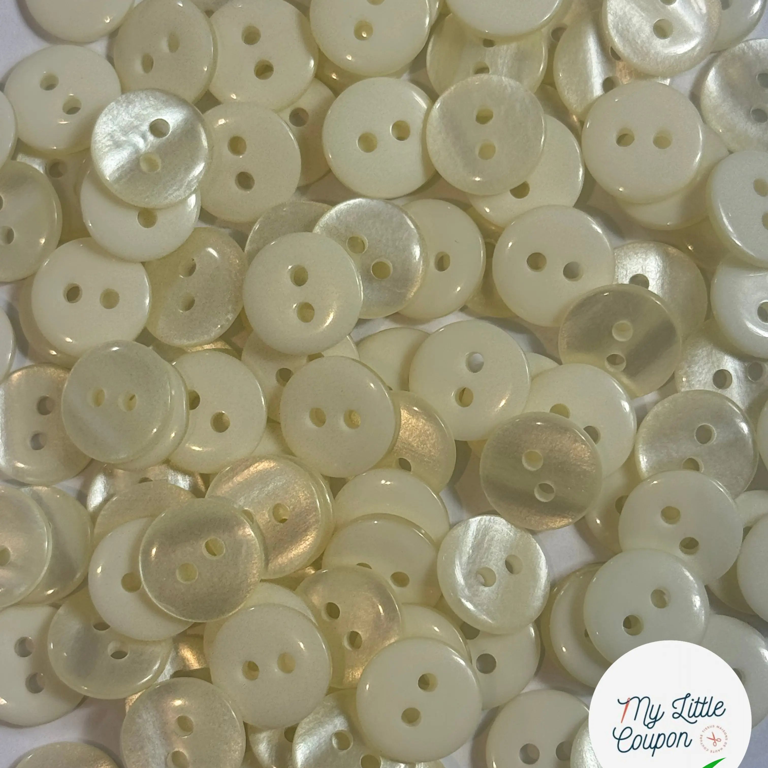 LOT DE 5 BOUTONS A 2 TROUS BLANC NACRE 11MM - My Little Coupon