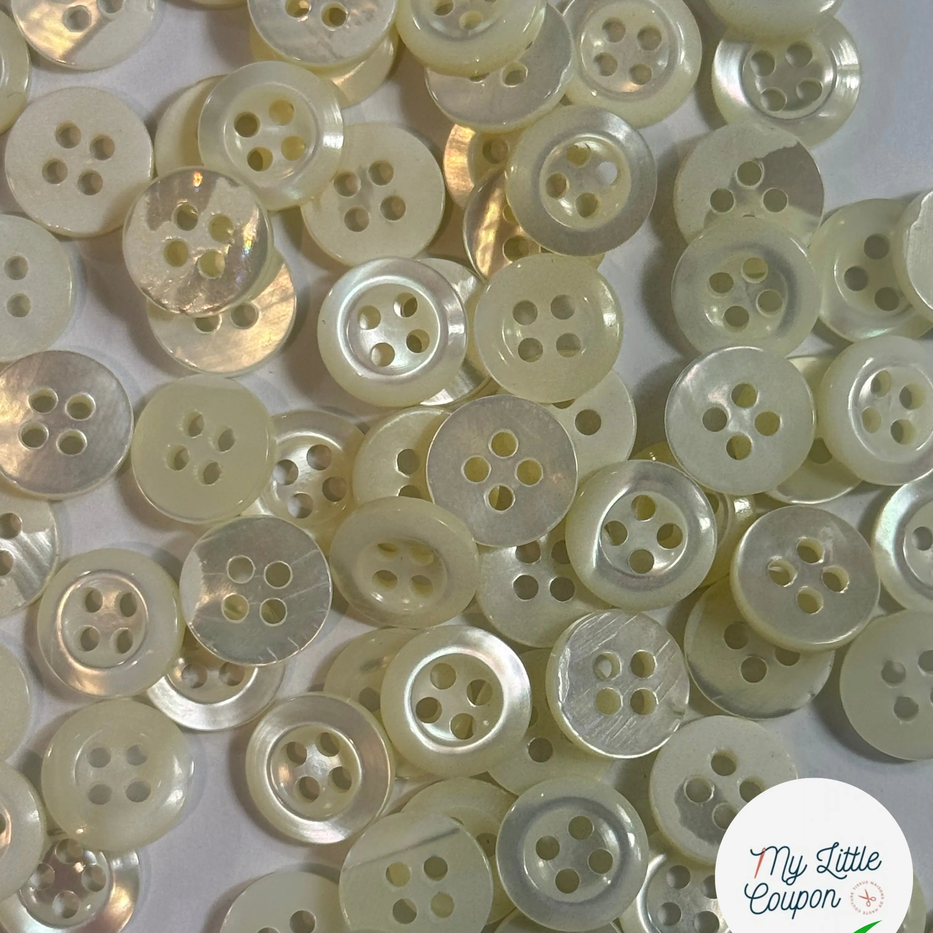 LOT DE 5 BOUTONS A 4 TROUS CREUSES 10MM BLANC NACRE - My Little Coupon