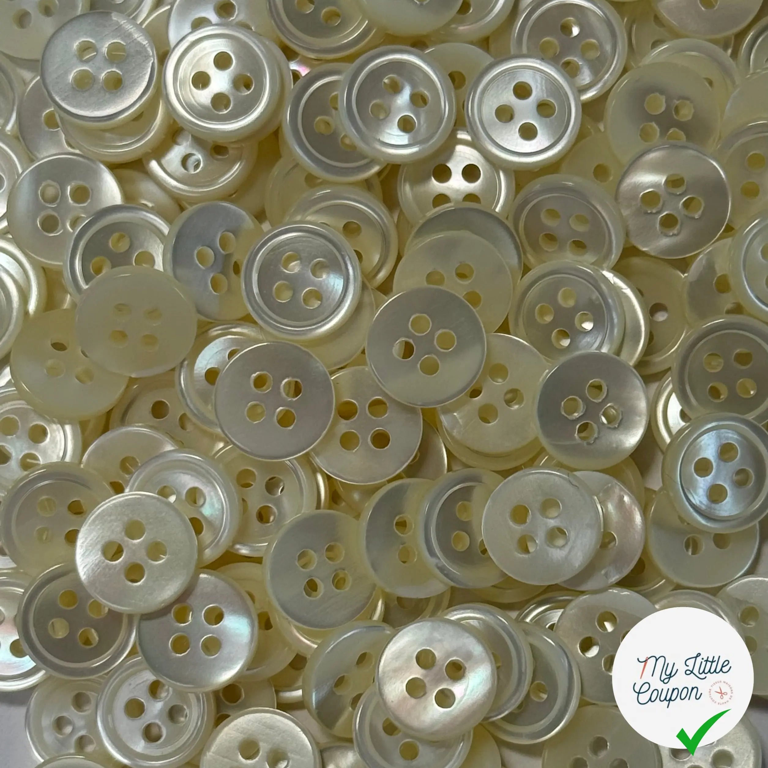 LOT DE 5 BOUTONS A 4 TROUS NACRE IVOIRE - My Little Coupon