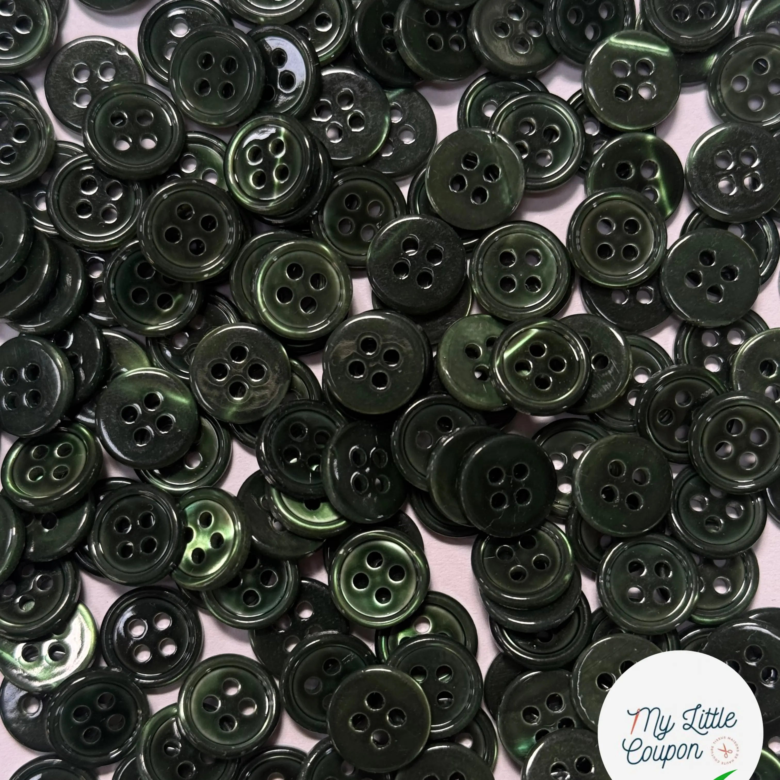 LOT DE 5 BOUTONS À 4 TROUS VERT SAPIN - My Little Coupon