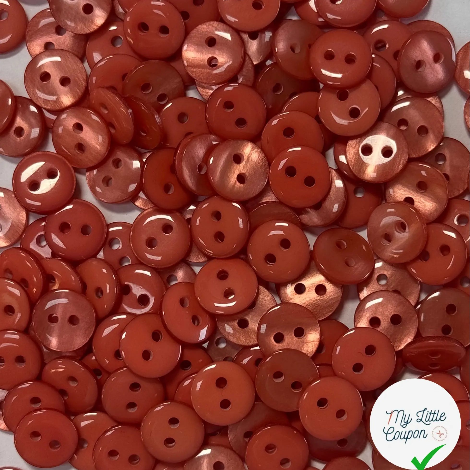LOT DE 5 BOUTONS A DEUX TROUS ROUGE CERISE - My Little Coupon