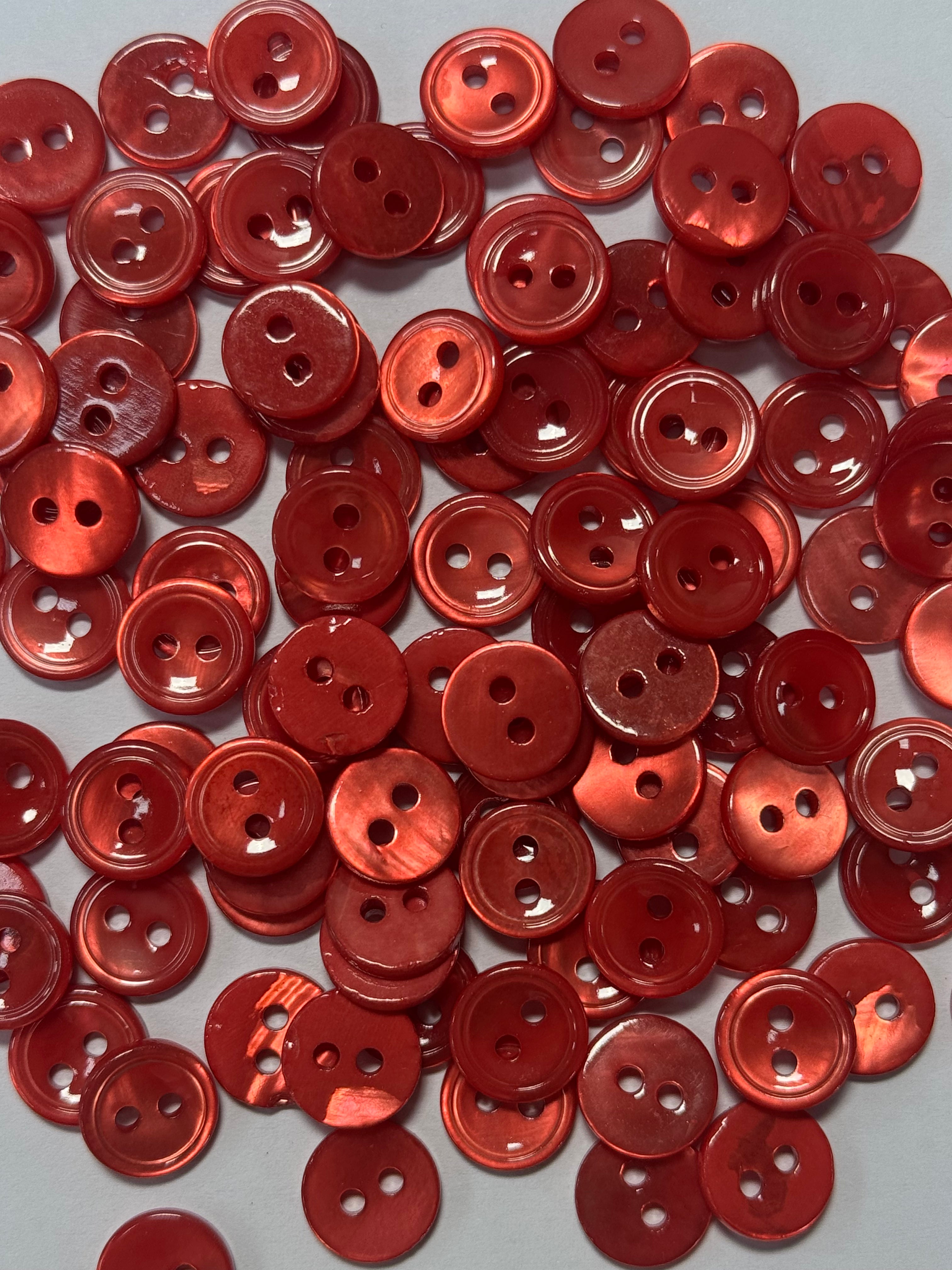 LOT DE 5 BOUTONS À DEUX TROUS ROUGE ROUILLE - My Little Coupon