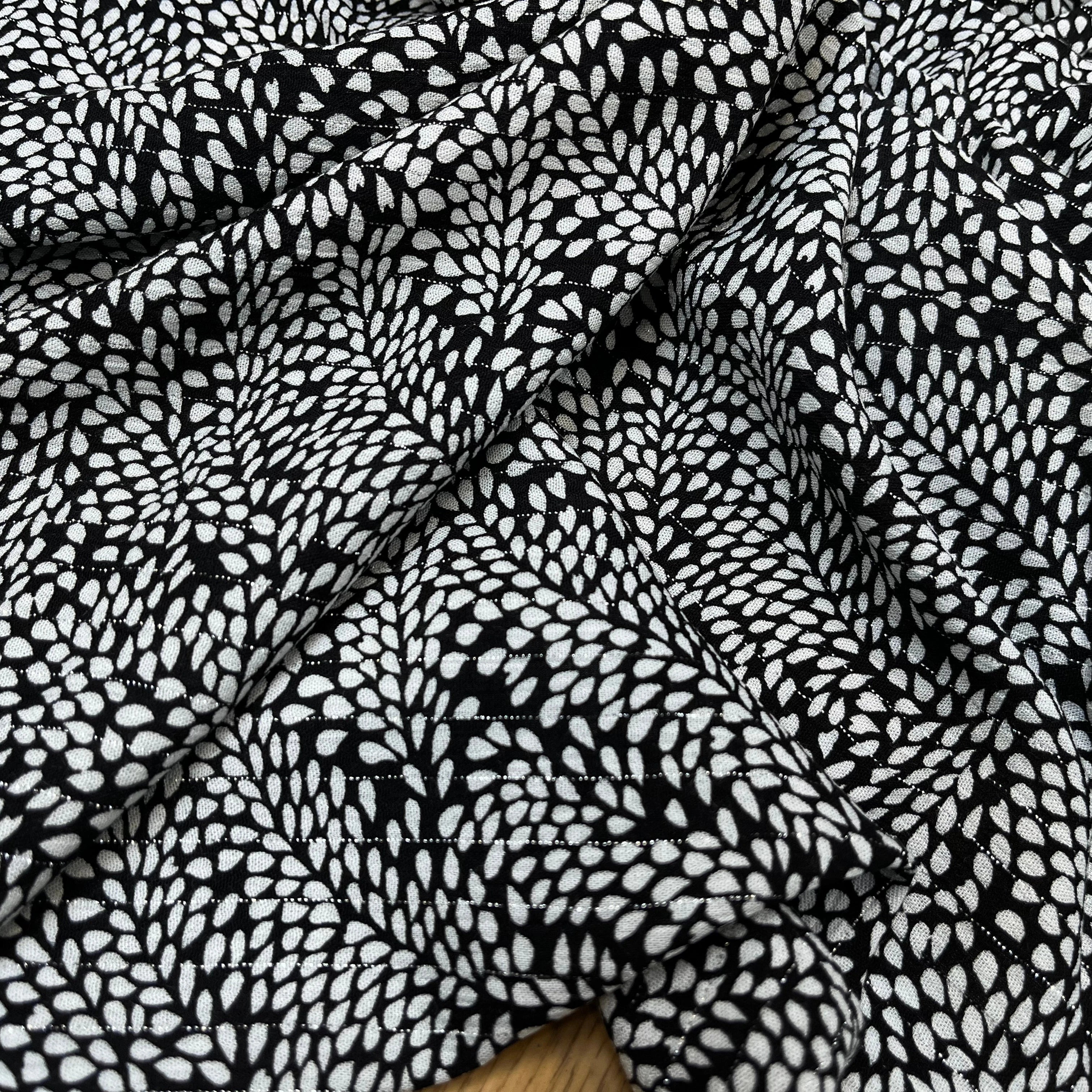 LUREX YORYU FOND NOIR FEUILLE BLANCHE - My Little Coupon