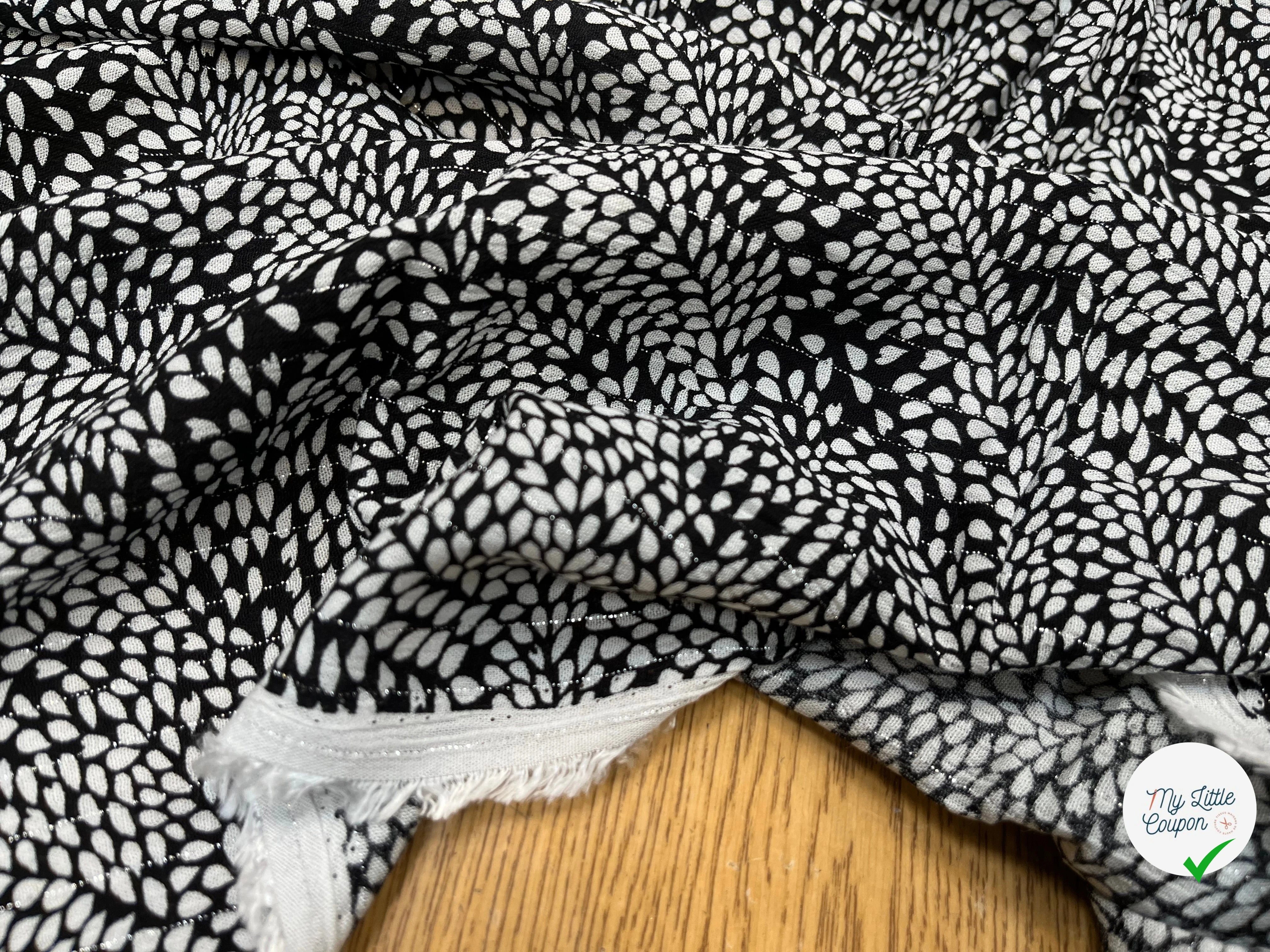 LUREX YORYU FOND NOIR FEUILLE BLANCHE - My Little Coupon