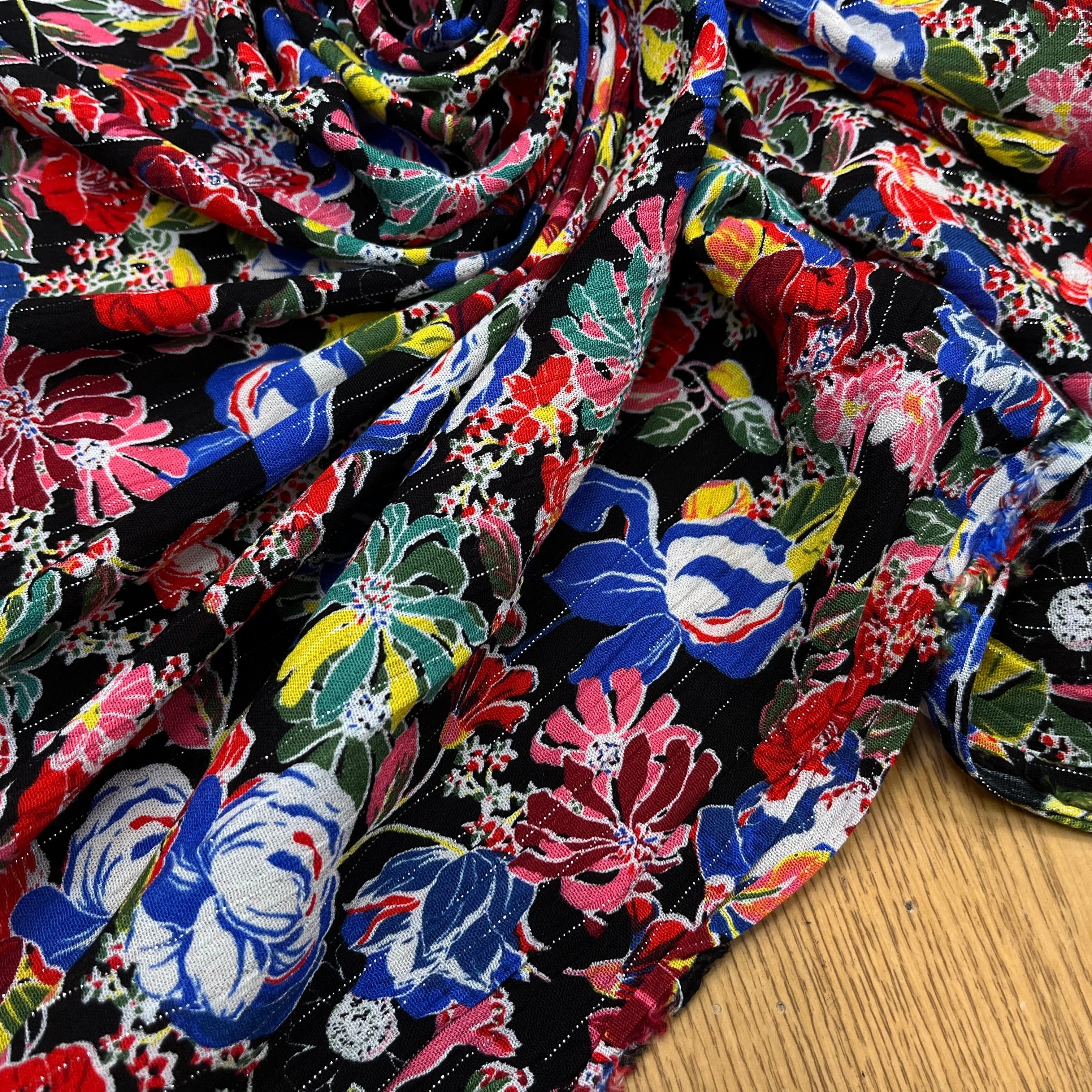 LUREX YORYU FOND NOIR FLEURS MULTICOLOR - My Little Coupon