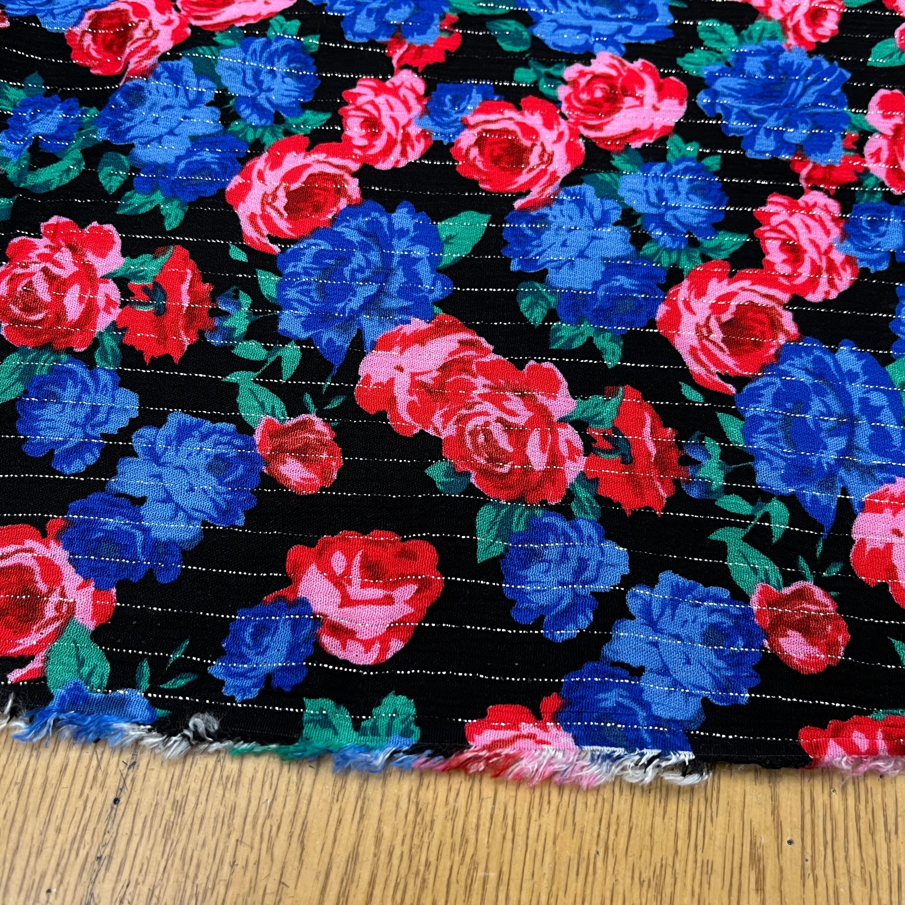 LUREX YORYU FOND NOIR ROSE BLEUES ET ROUGES - My Little Coupon